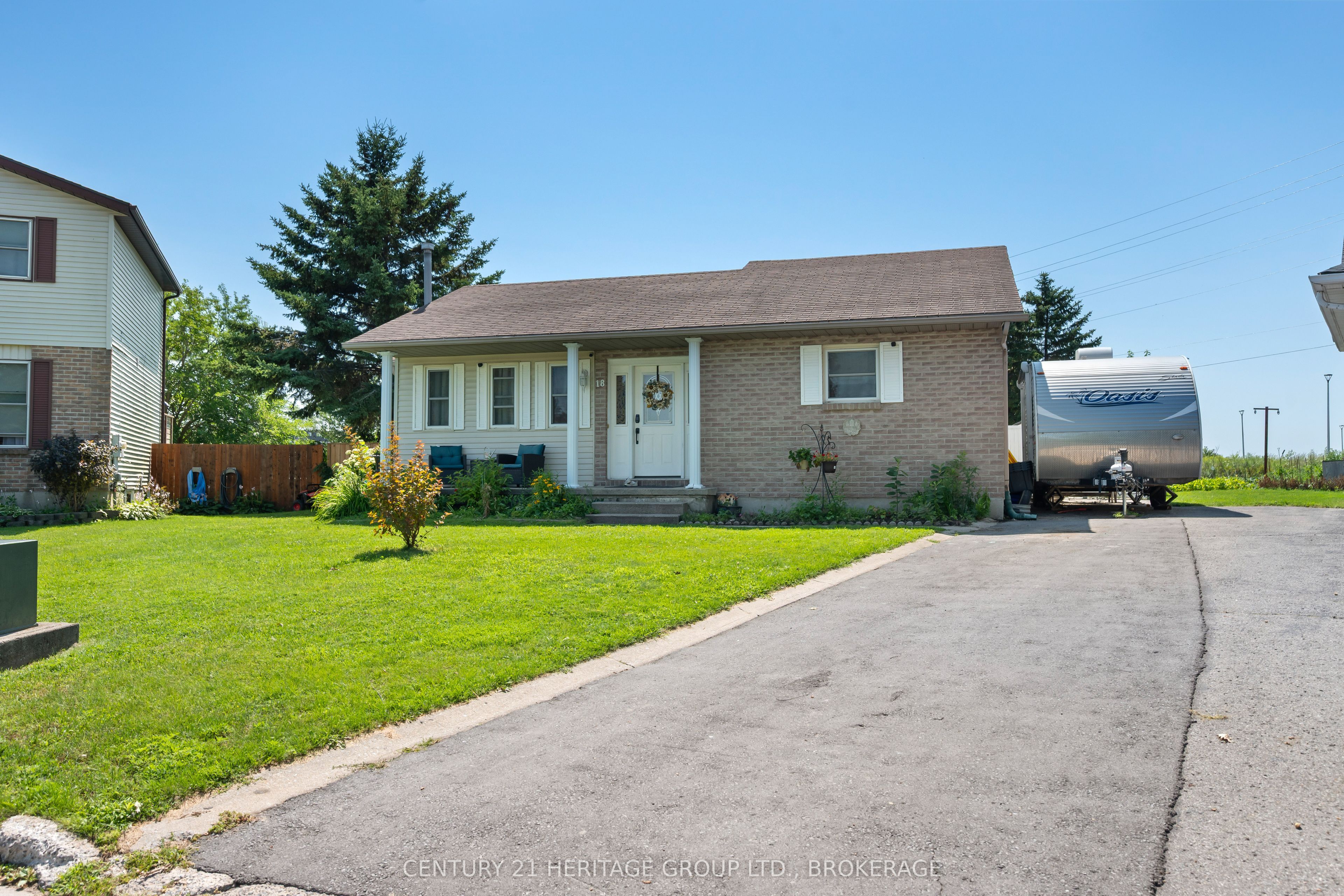 18 Keates Place, Kingston, ON K7K 7A2 photo 2
