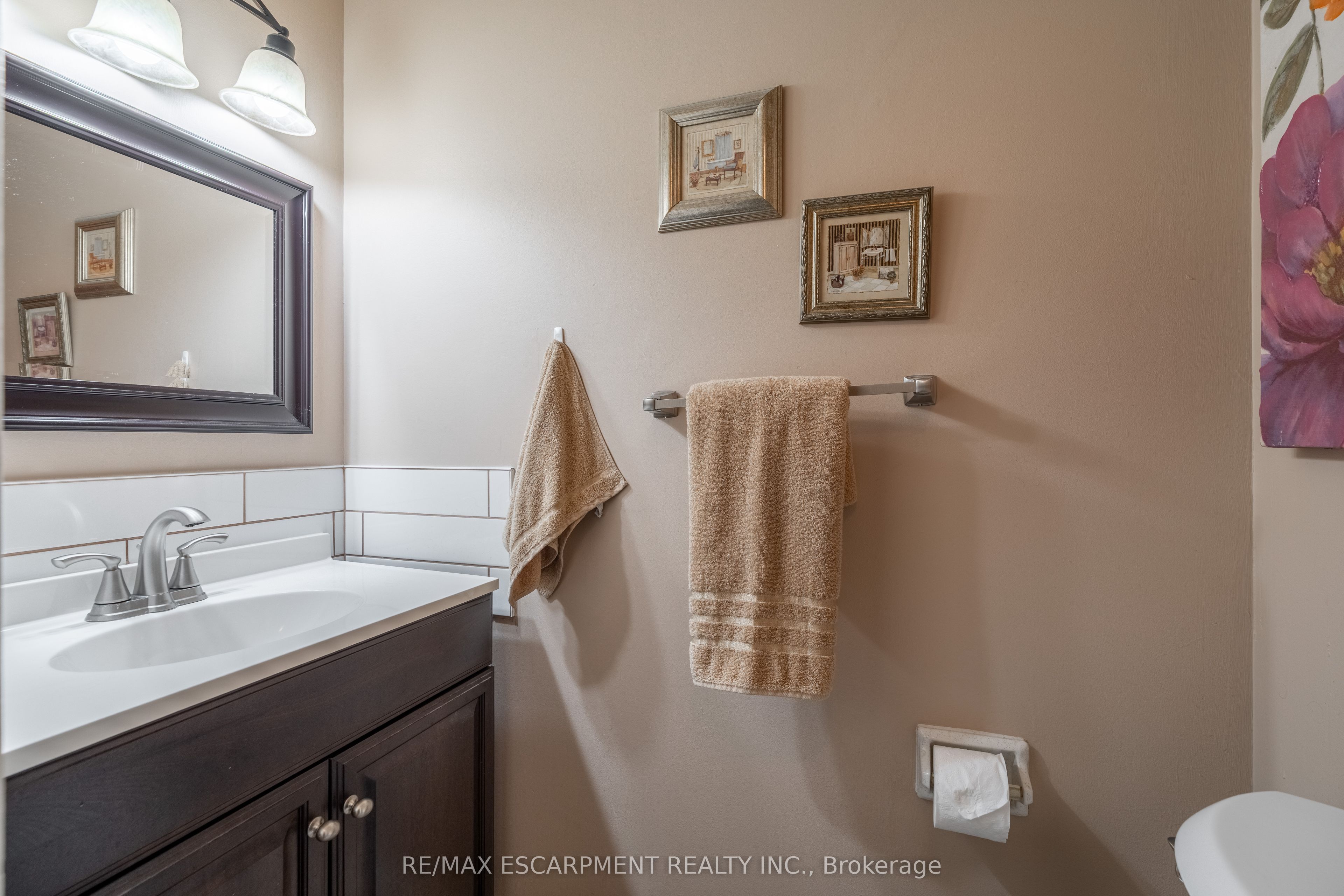 54 Kinross Street, Haldimand, ON N3W 1K1 photo 4