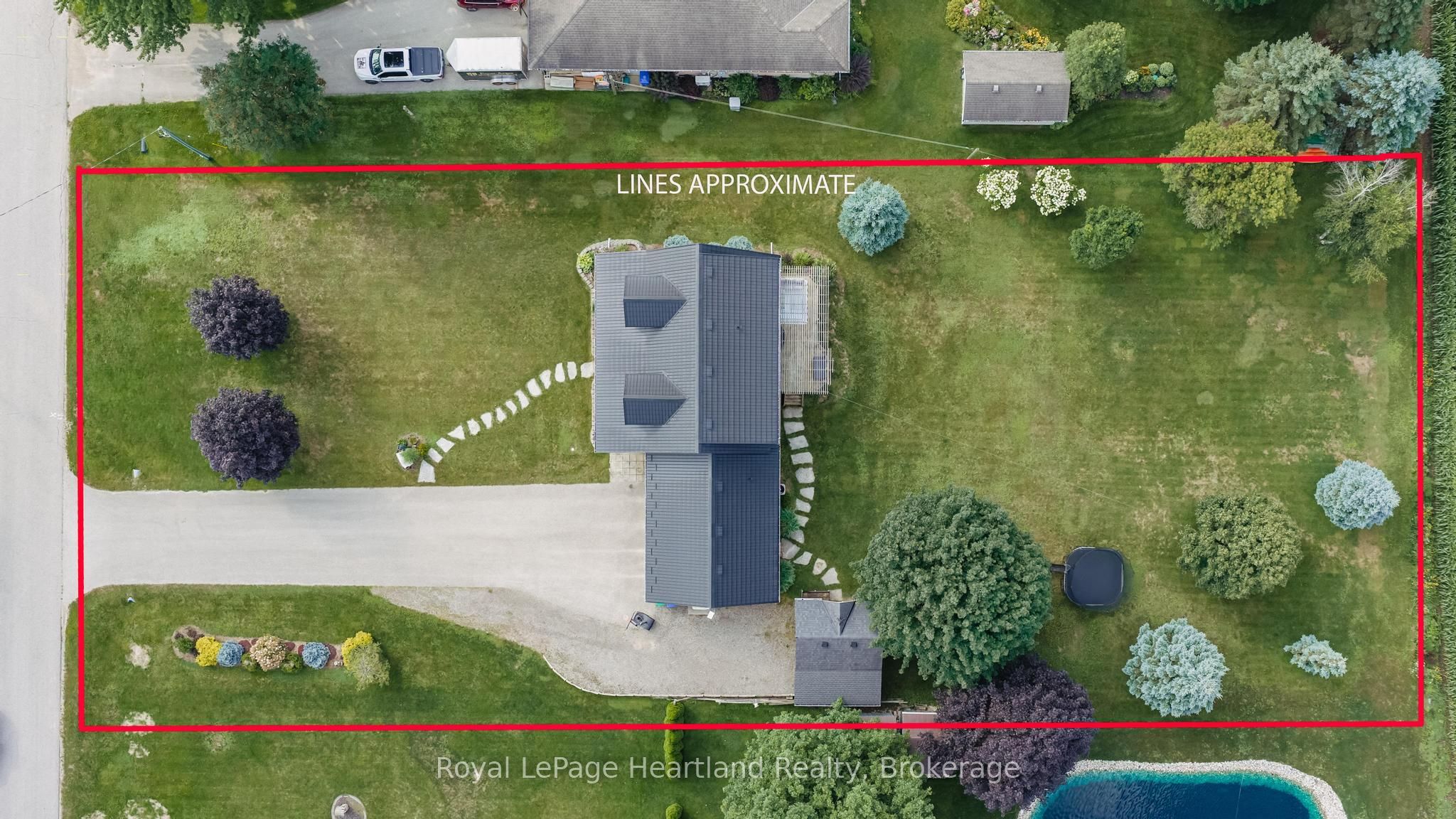 176 MCFARLIN Drive, West Grey, ON N0G 2L0 photo 3