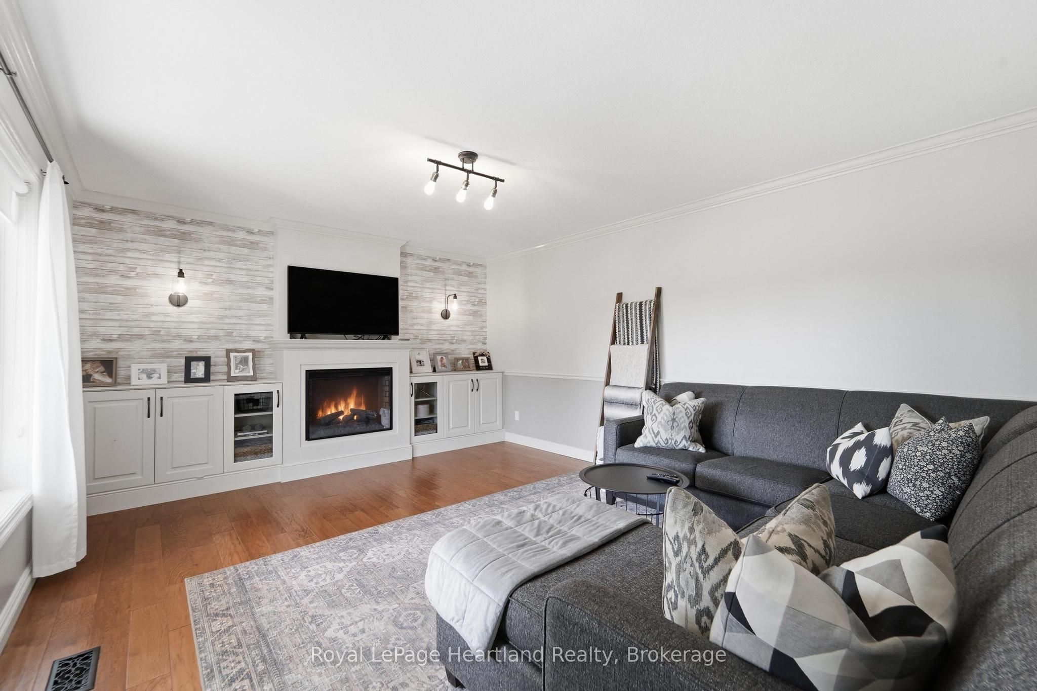 176 MCFARLIN Drive, West Grey, ON N0G 2L0 photo 5