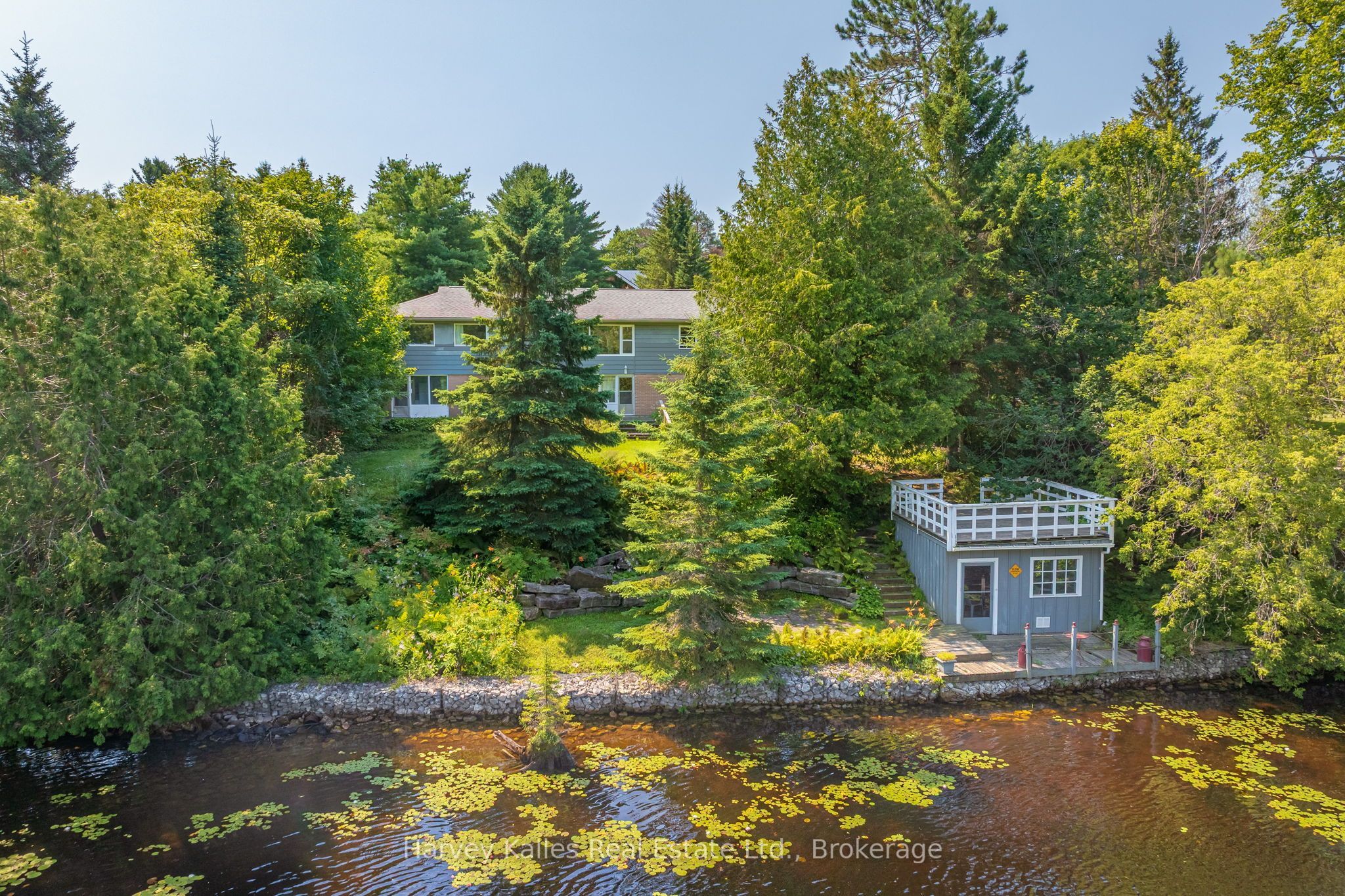 40 King Crescent, Huntsville, ON P1H 1X6