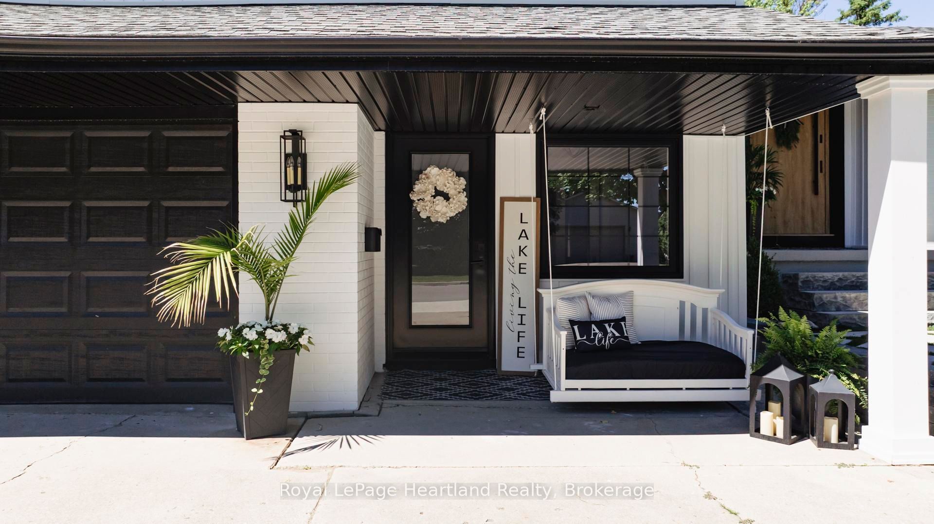 238 Bennett Street W, Goderich, ON N7A 1X9 photo 3