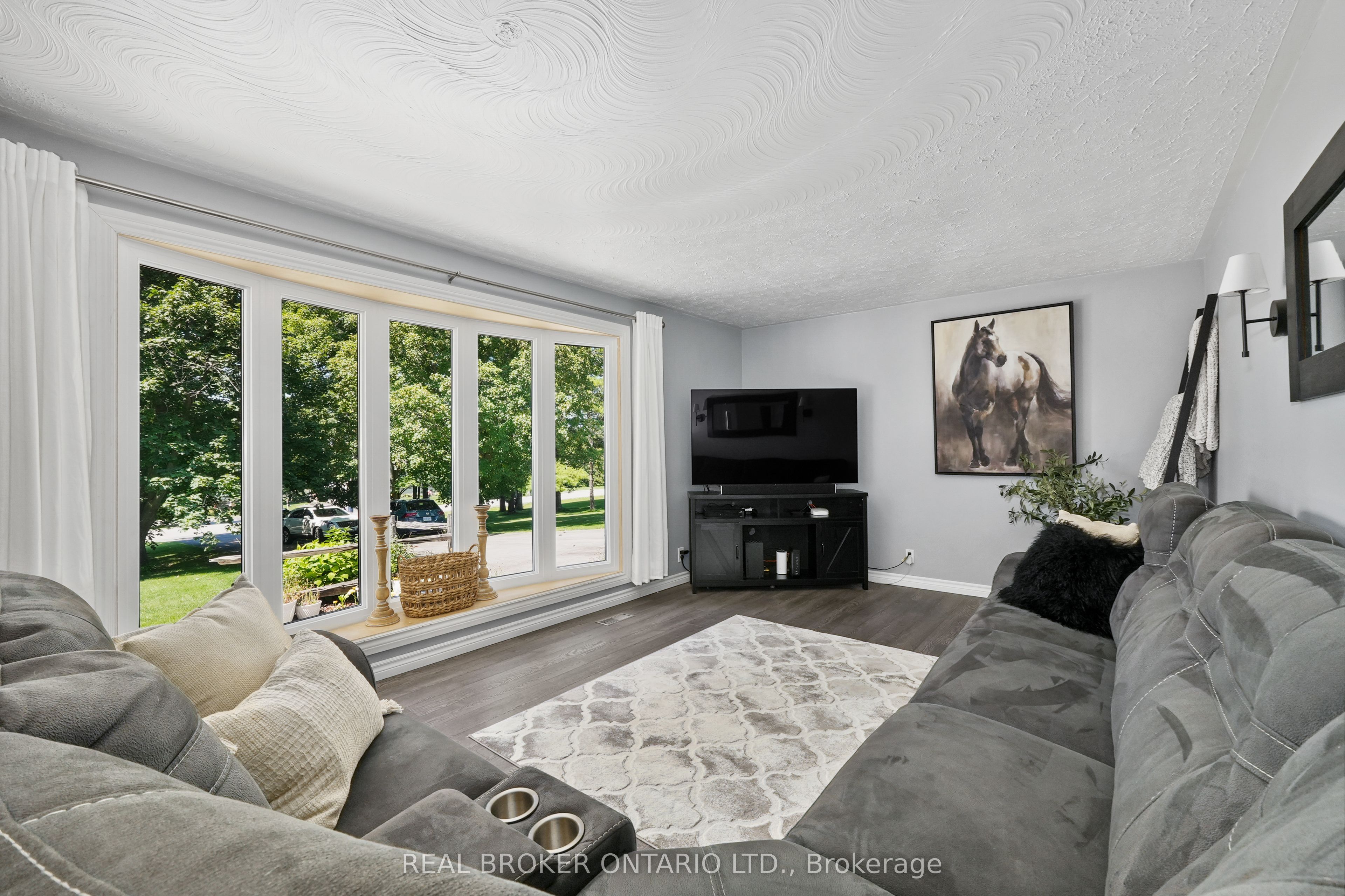 33 Cadillac Boulevard, Kawartha Lakes, ON K0L 2W0 photo 5