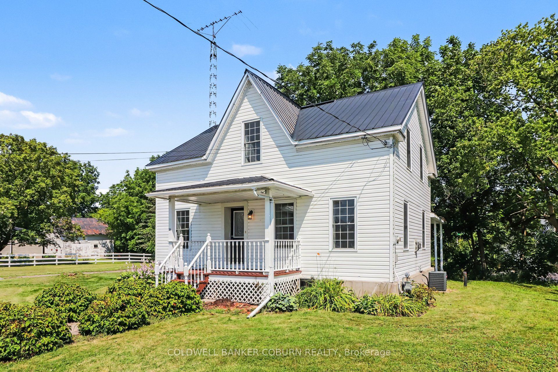 25 Mill Street, North Dundas, ON K0C 1H0 photo 2