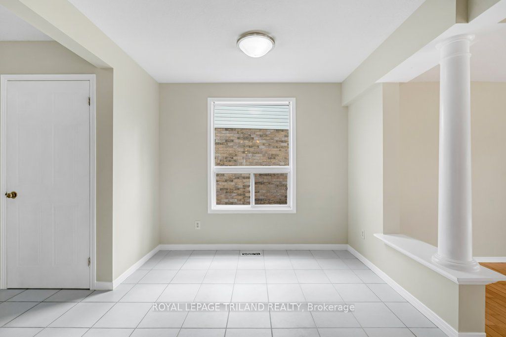 215 Rossmore Court, London South, ON N6C 6B7 photo 4