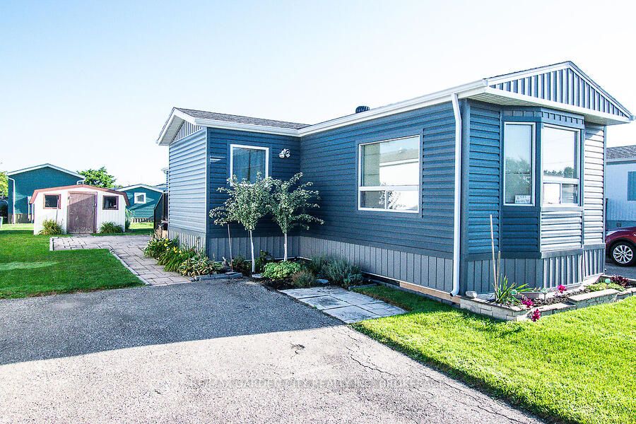 4585 Rachael Lane, Lincoln, ON L3J 0W1