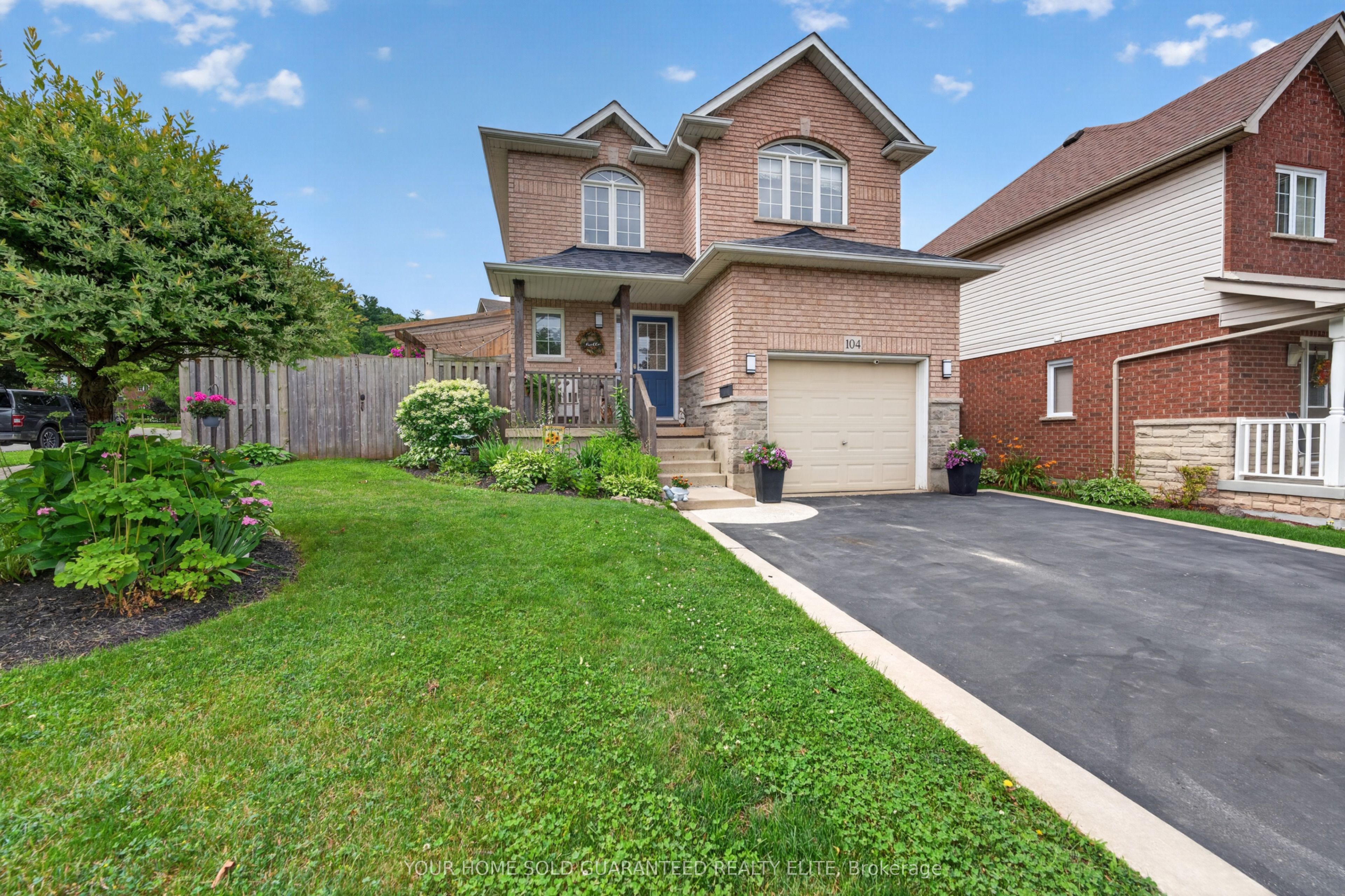 104 Udell Way, Grimsby, ON L3M 5N4