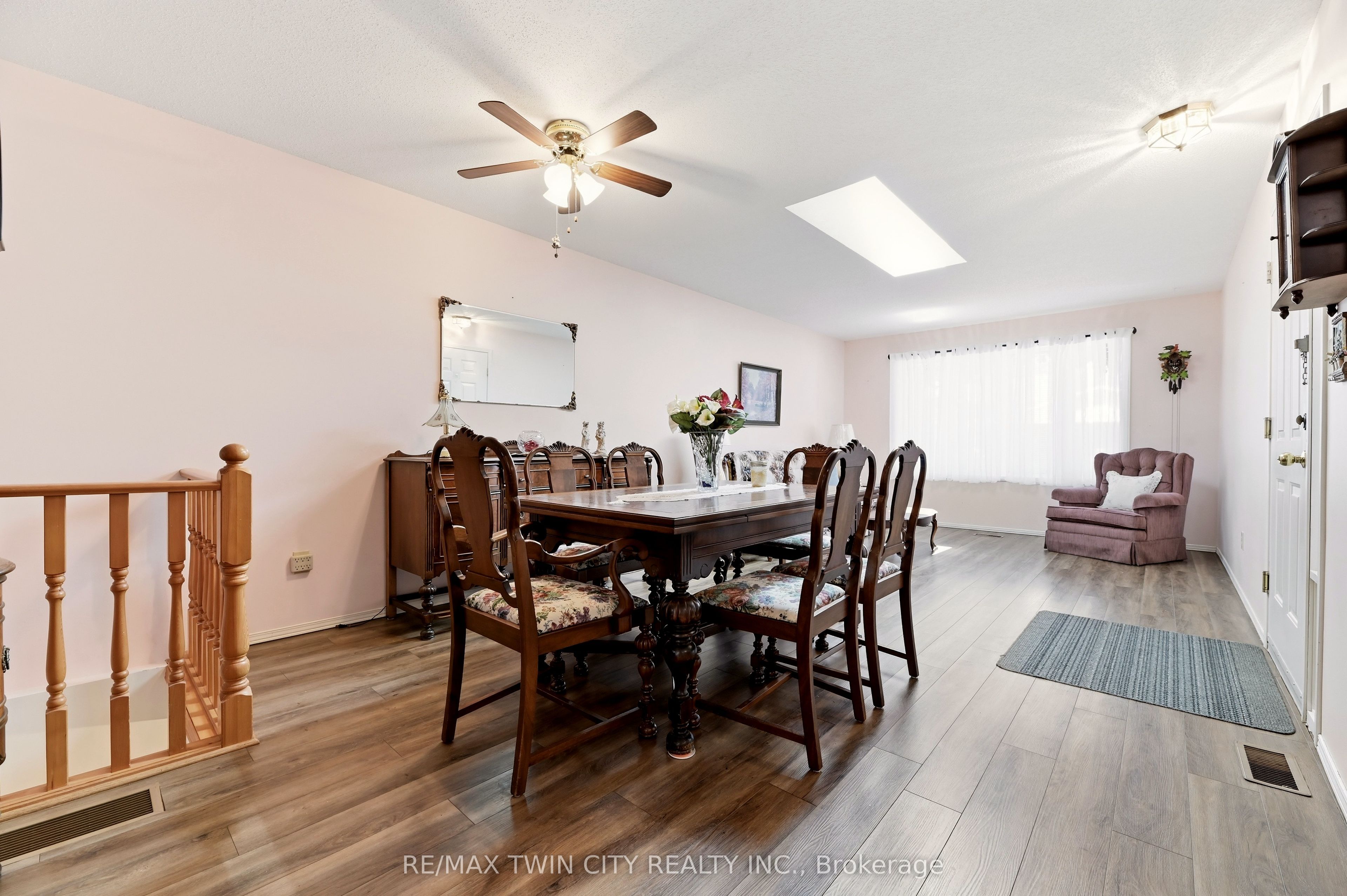 1030 Colborne Street E, Brantford, ON N3S 3T6 photo 4