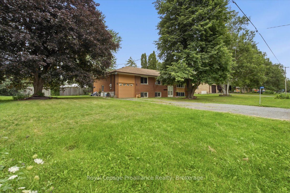 270 Colonial Road, Belleville, ON K8R 1B9 photo 2