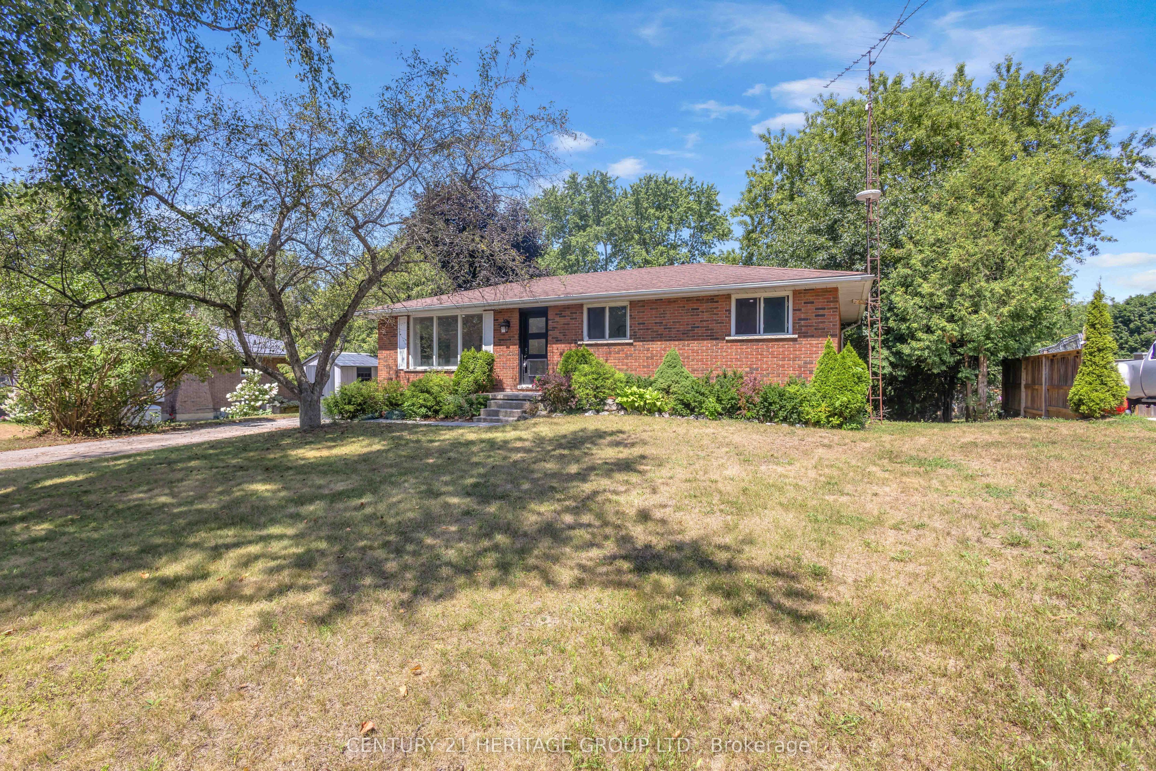 30 Ridgeway Avenue, Norfolk, ON N3Y 4J9 photo 2