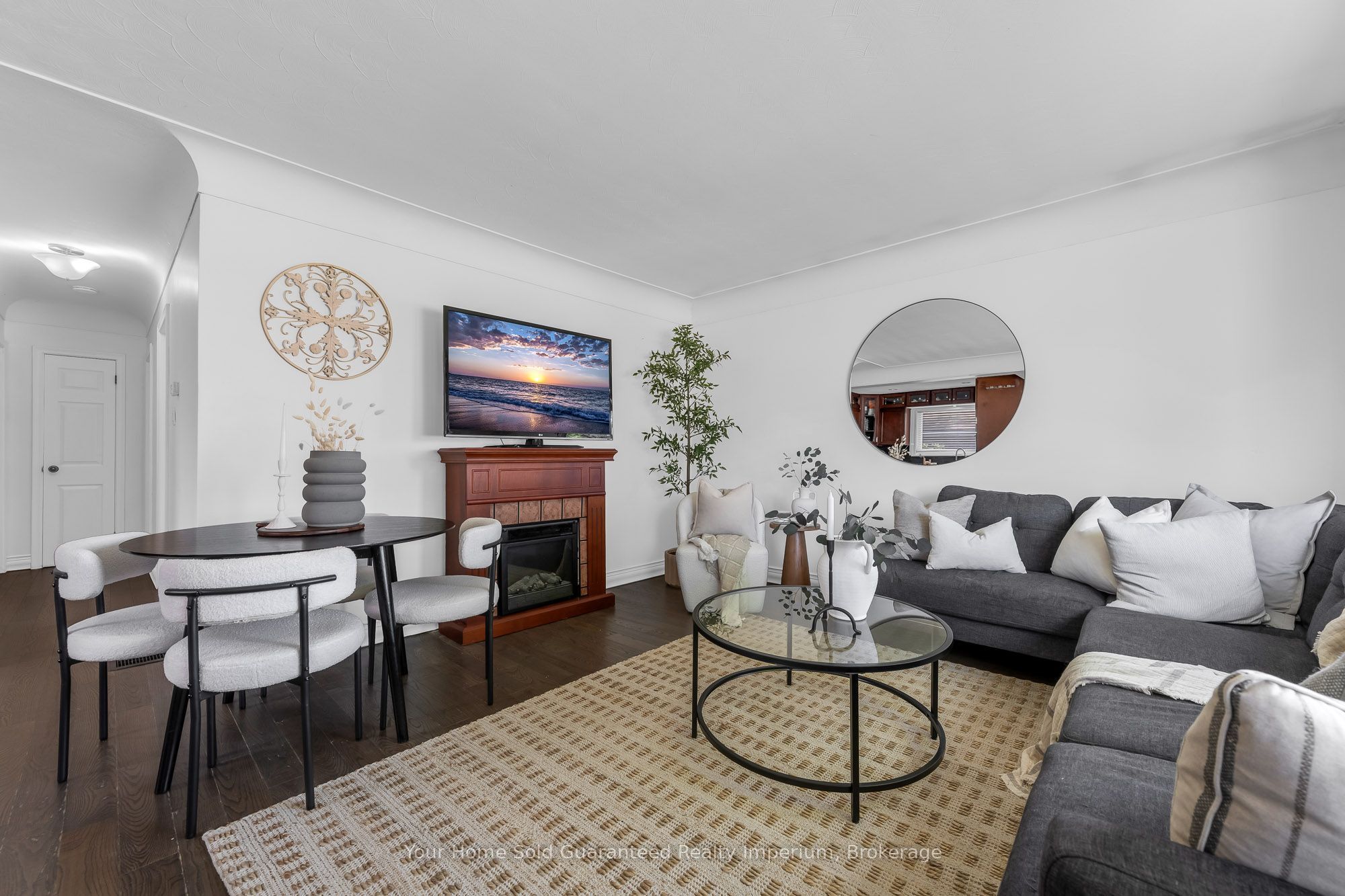 6 Beacon Avenue, Hamilton, ON L8T 2N3 photo 5