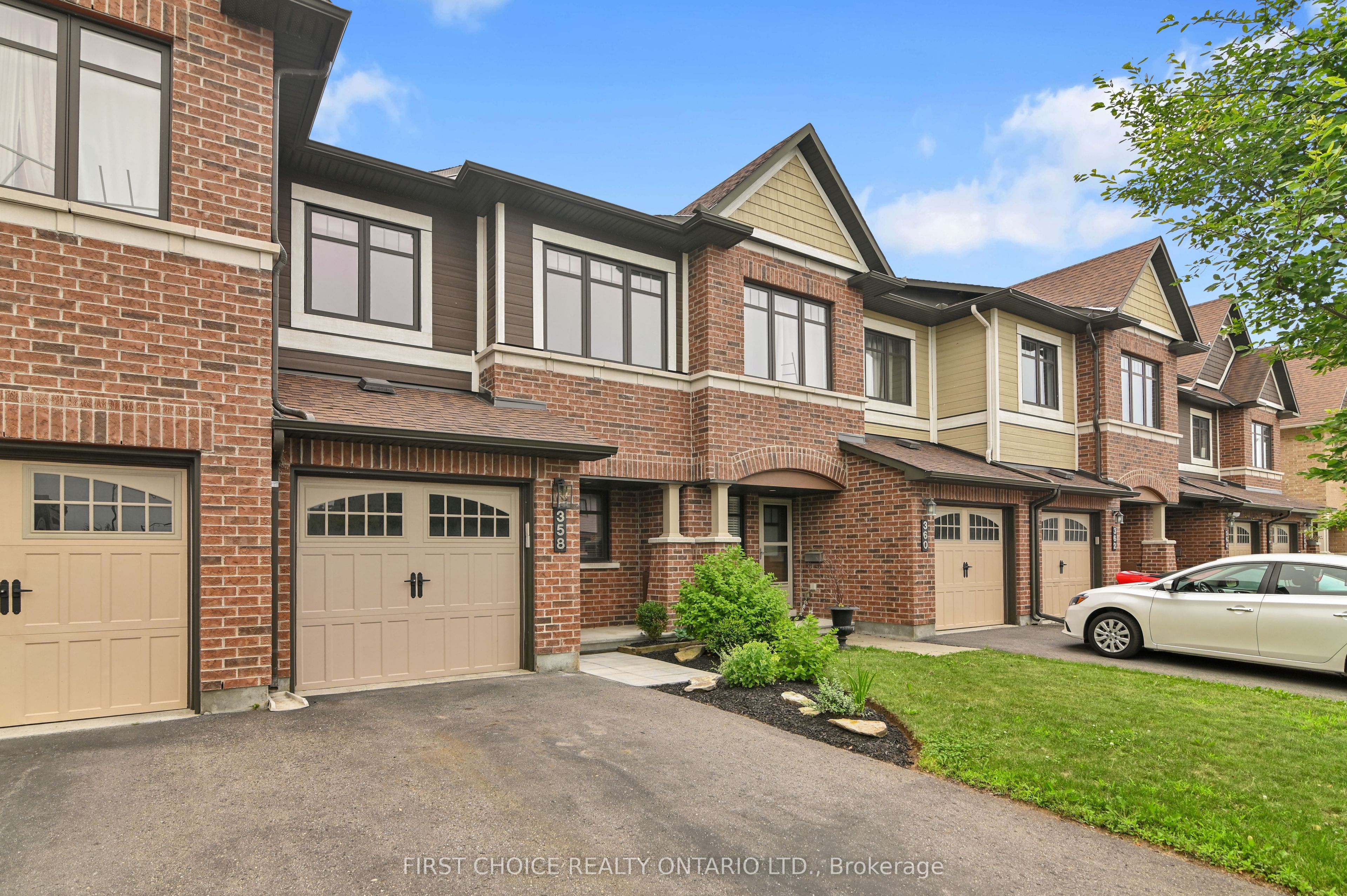 358 Gerry Lalonde Drive, Orleans - Cumberland and Area, ON K4A 0Y3 photo 2
