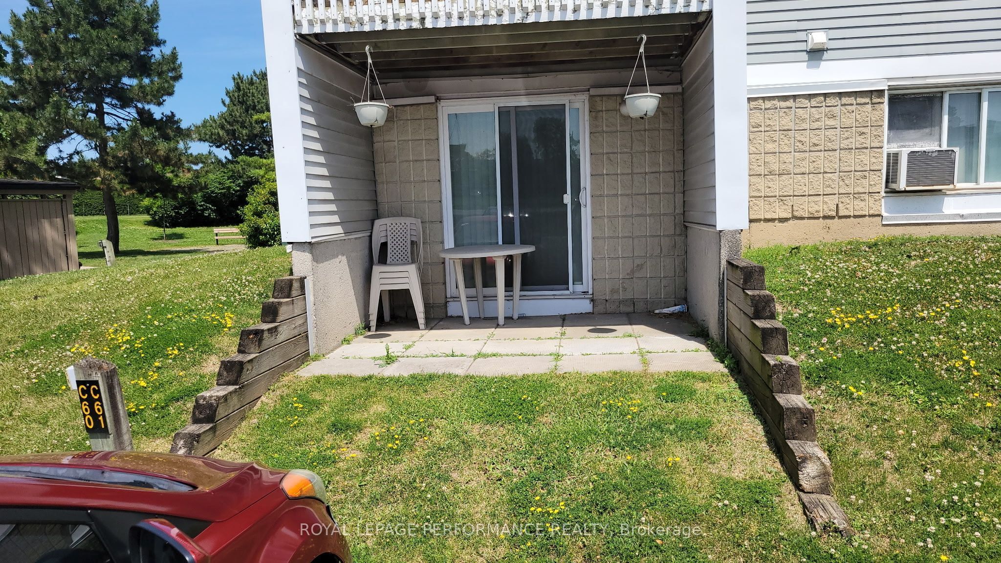212 Viewmount Drive 109, Cityview - Parkwoods Hills - Rideau Shore, ON K2E 7X2 photo 2