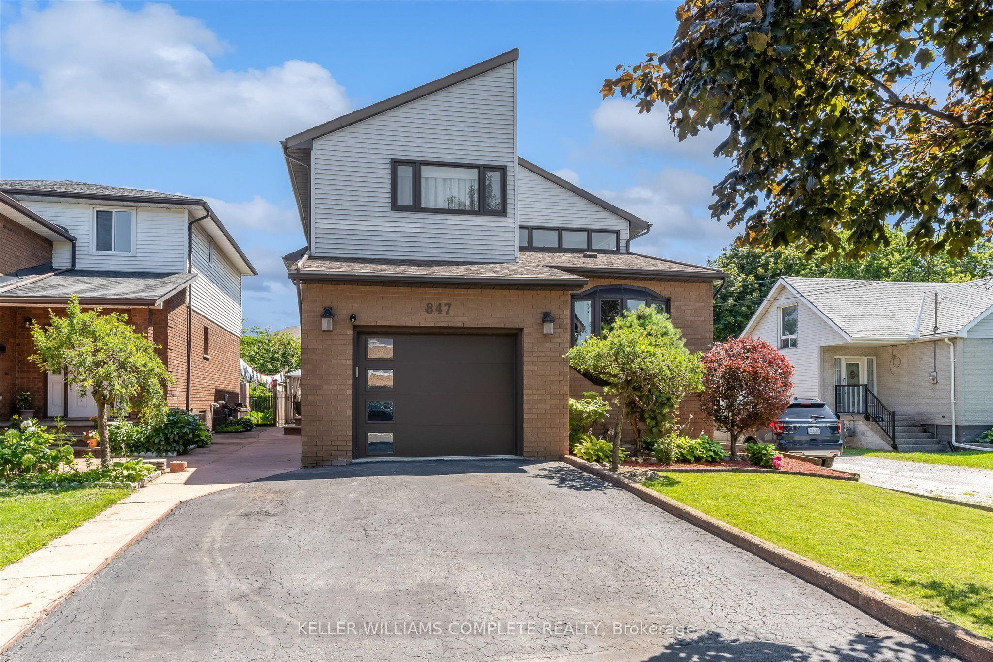 847 West 5th Street, Hamilton, ON L9C 5R4 photo 2
