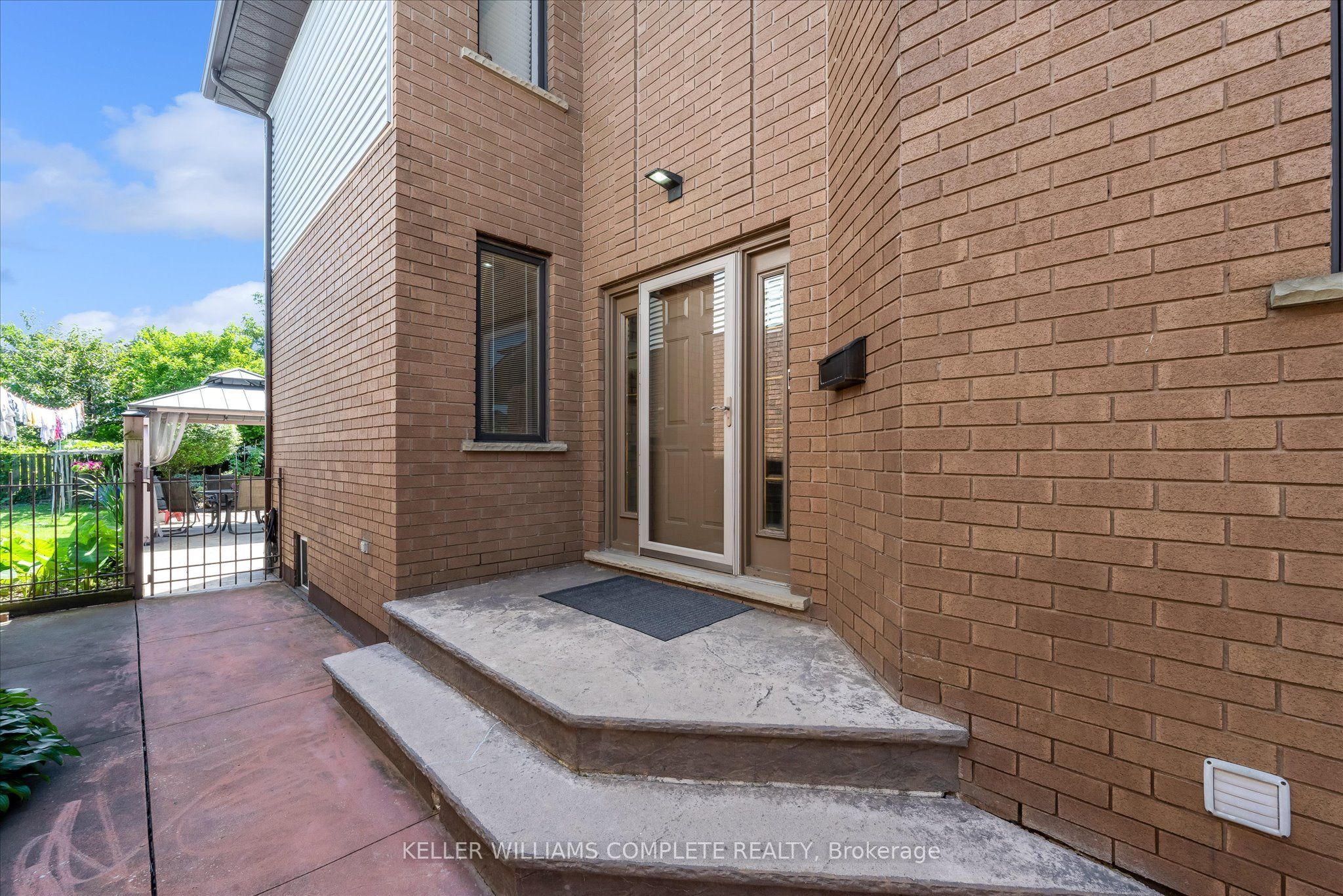 847 West 5th Street, Hamilton, ON L9C 5R4 photo 4