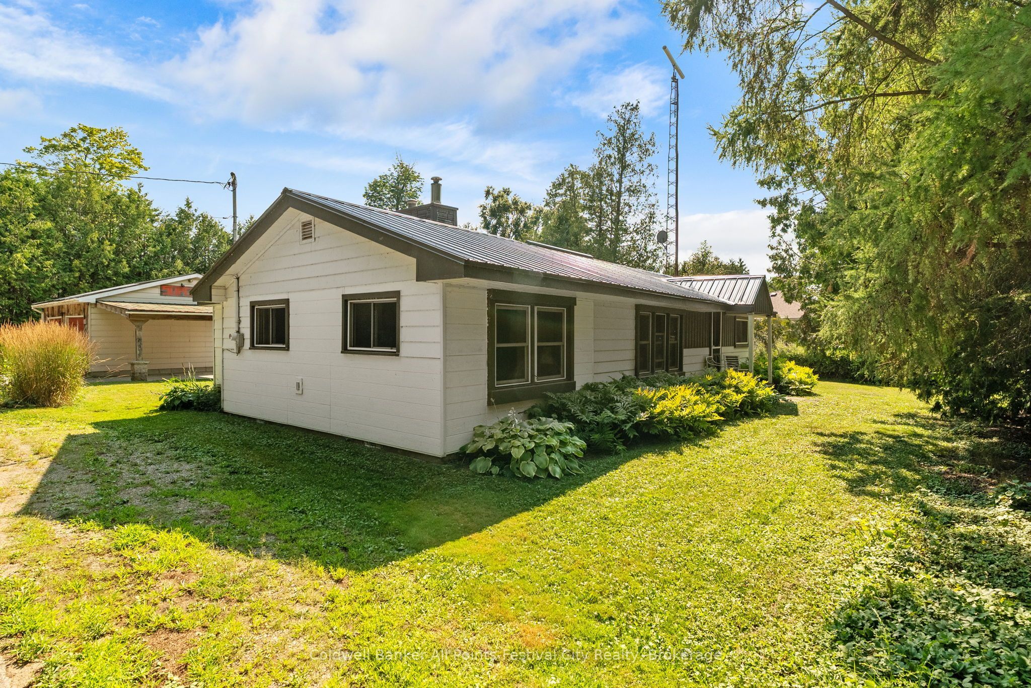 31 Salkeld Street, Central Huron, ON N7A 3X8 photo 4