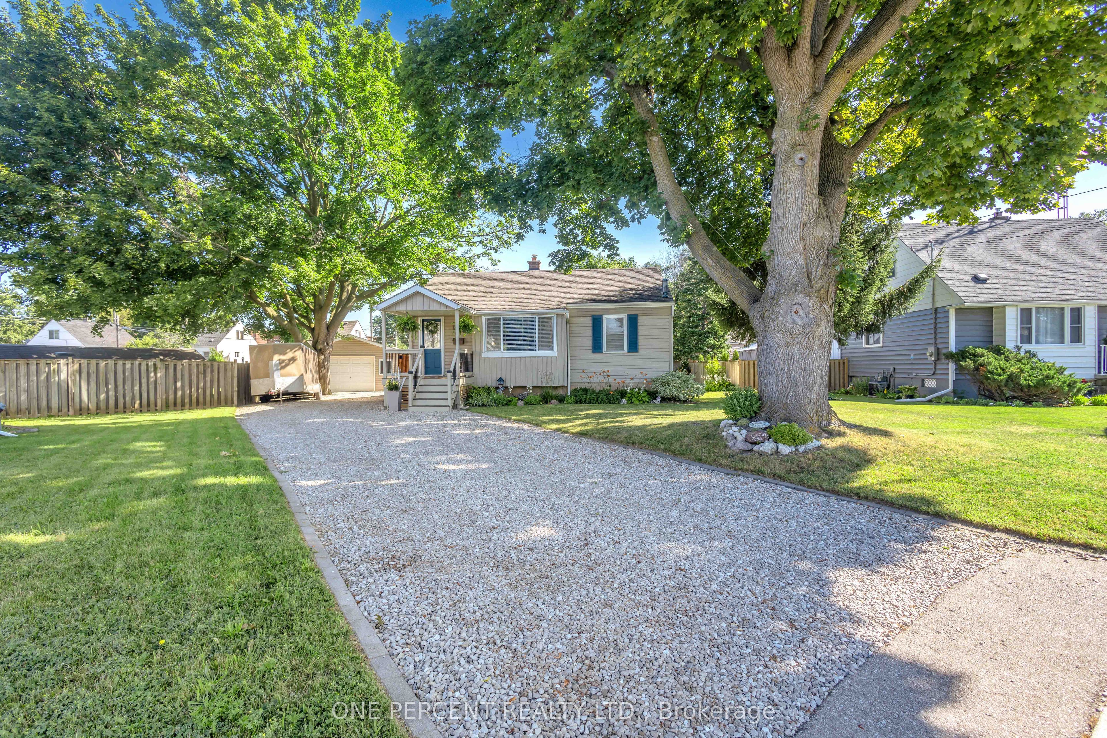 71 Alexander Drive, Brantford, ON N3T 5C6 photo 2