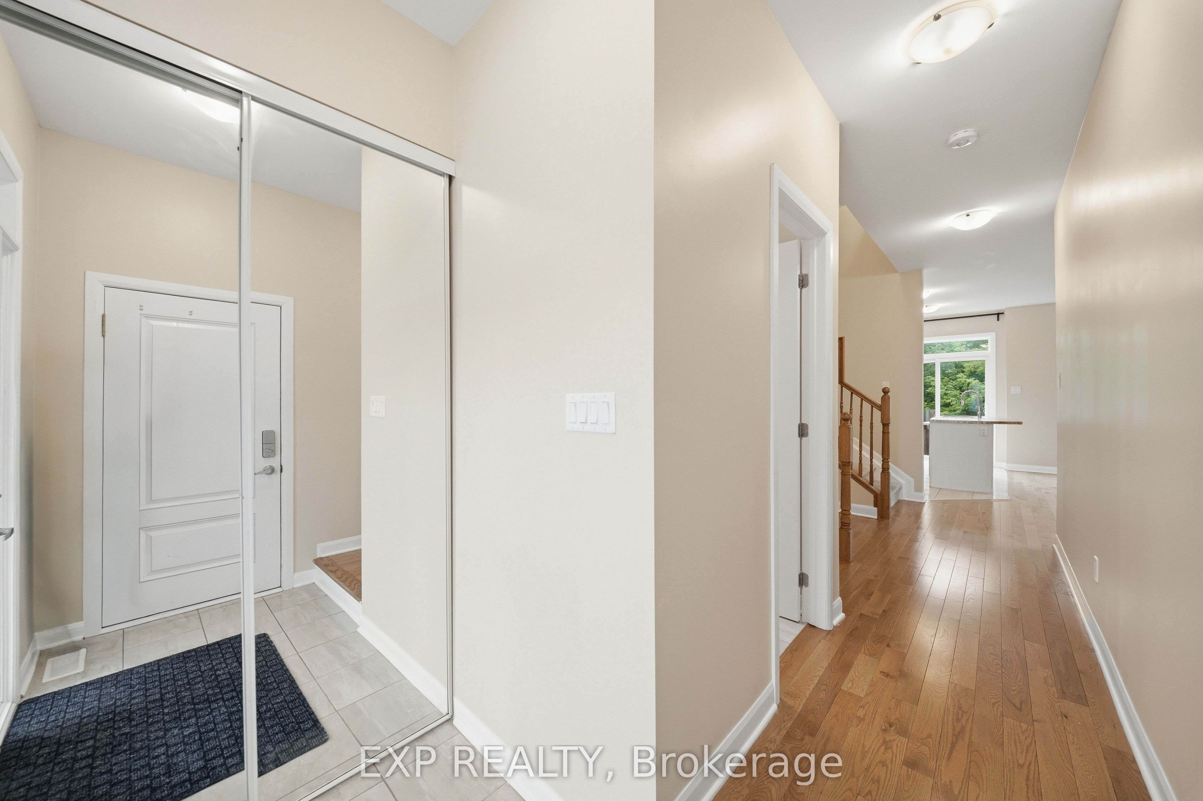 222 Geyser Place, Barrhaven, ON K2J 6P1 photo 2