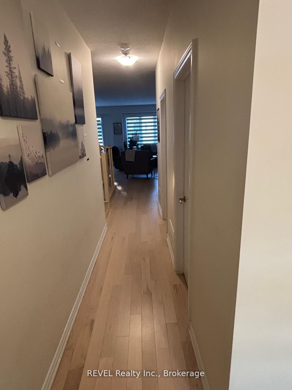 40 Sugar May Avenue, Thorold, ON L2V 0L1 photo 3