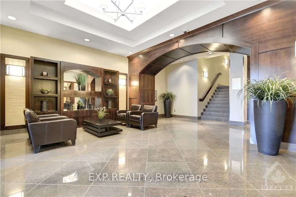 200 Besserer Street 303, Lower Town - Sandy Hill, ON K1N 0A7 photo 3