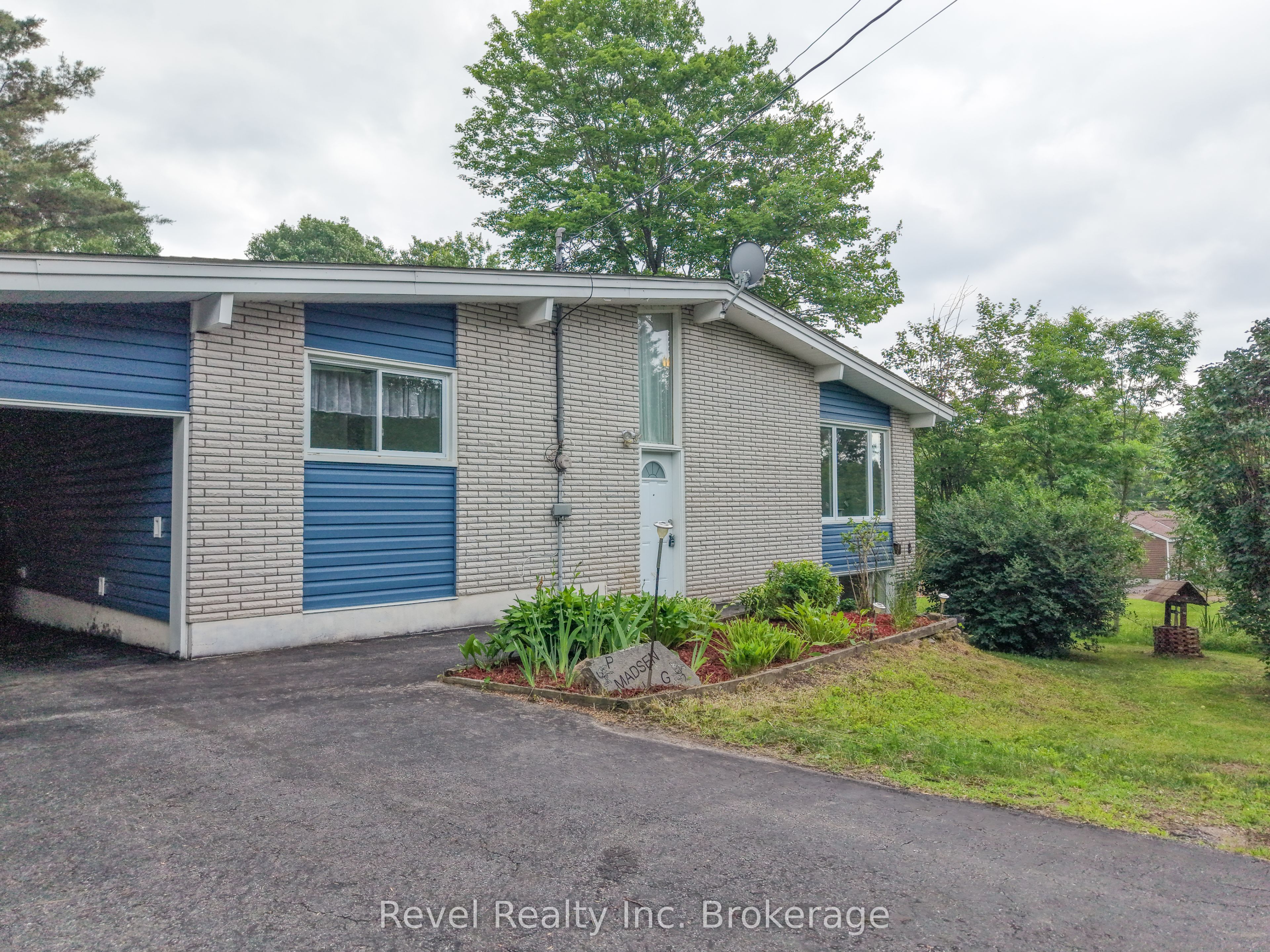 1683 Highway 94, East Ferris, ON P0H 1K0 photo 3