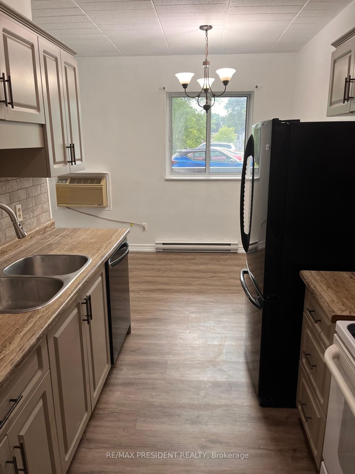 29 West Avenue W 111, Kitchener, ON N2M 5E4 photo 5