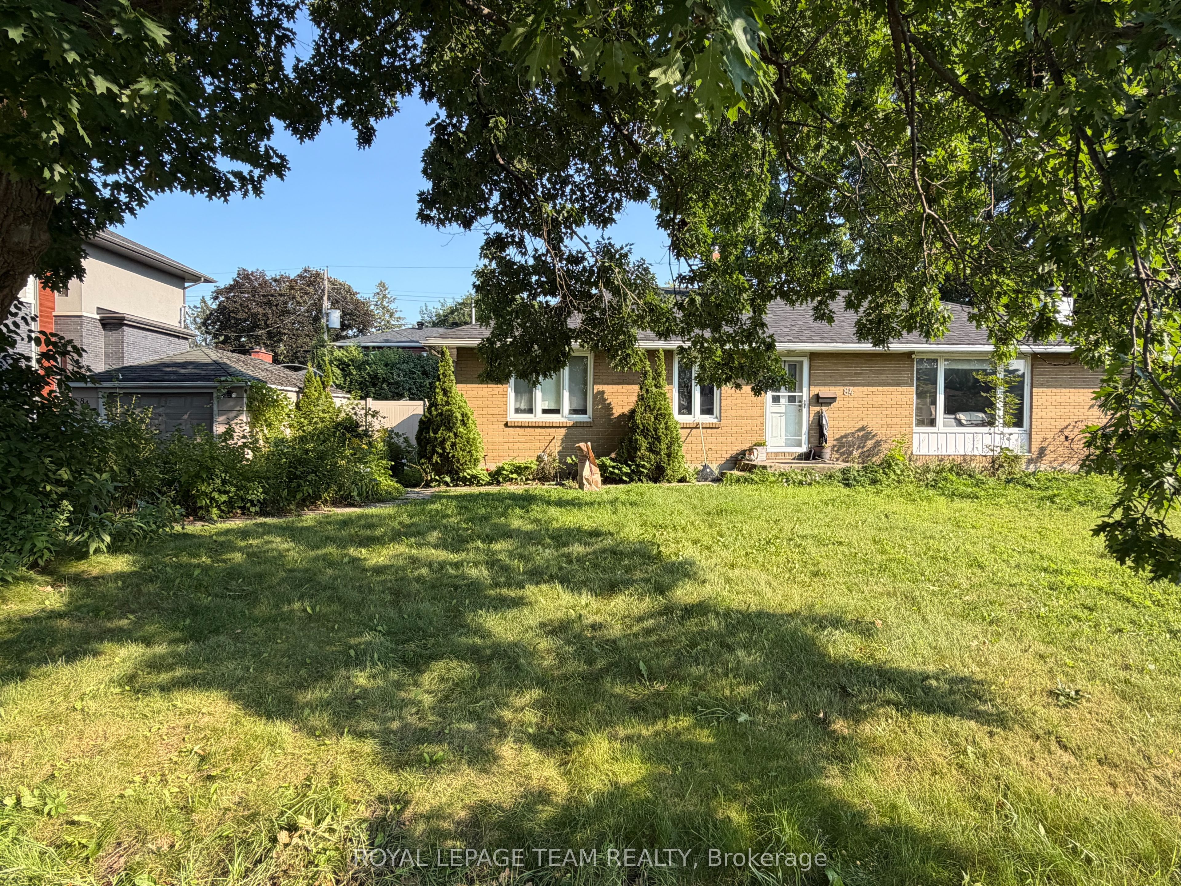 84 Starwood Road, Meadowlands - Crestview and Area, ON K2G 1Z5