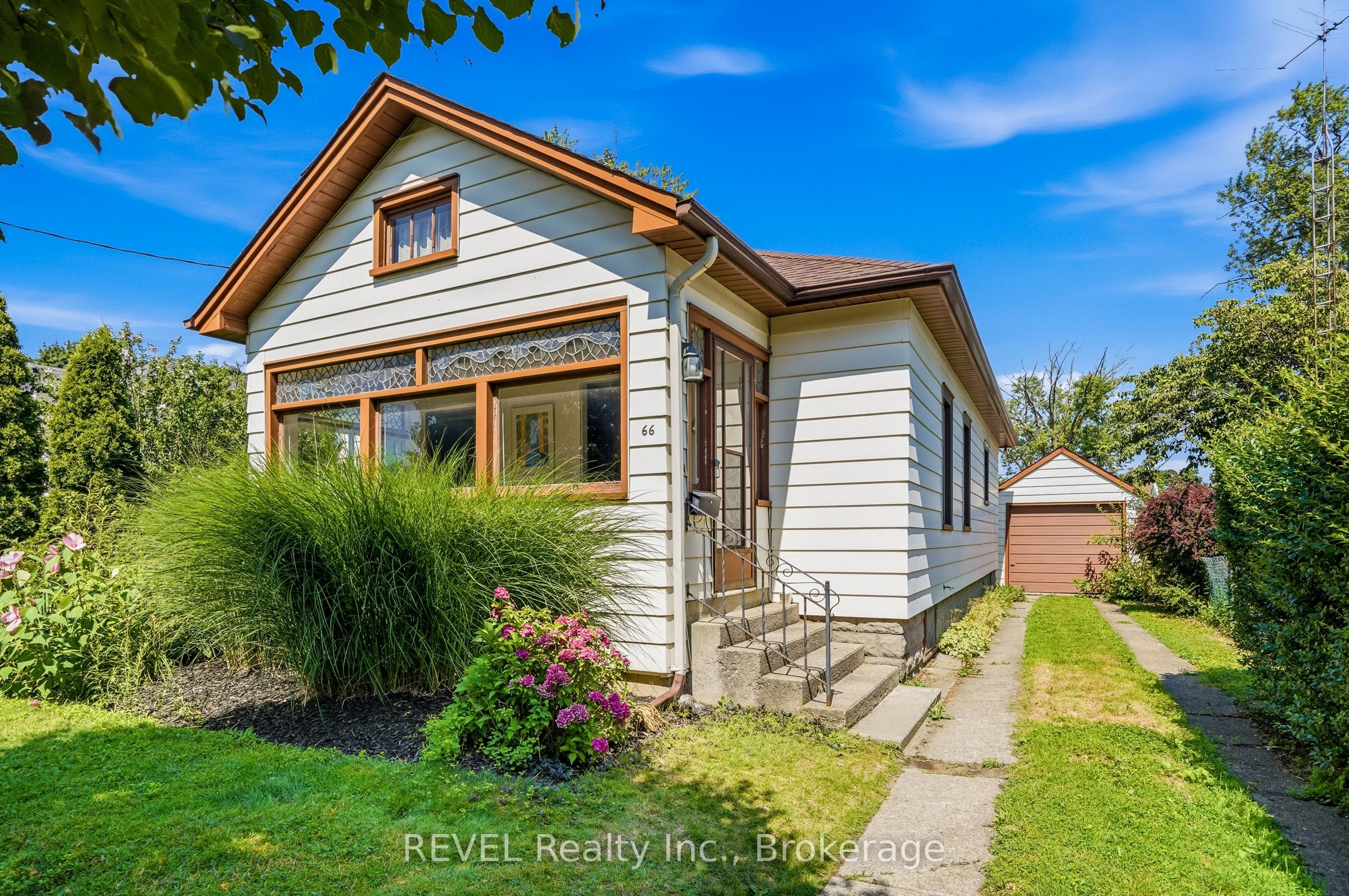 66 Permilla Street, St. Catharines, ON L2S 2G3 photo 2