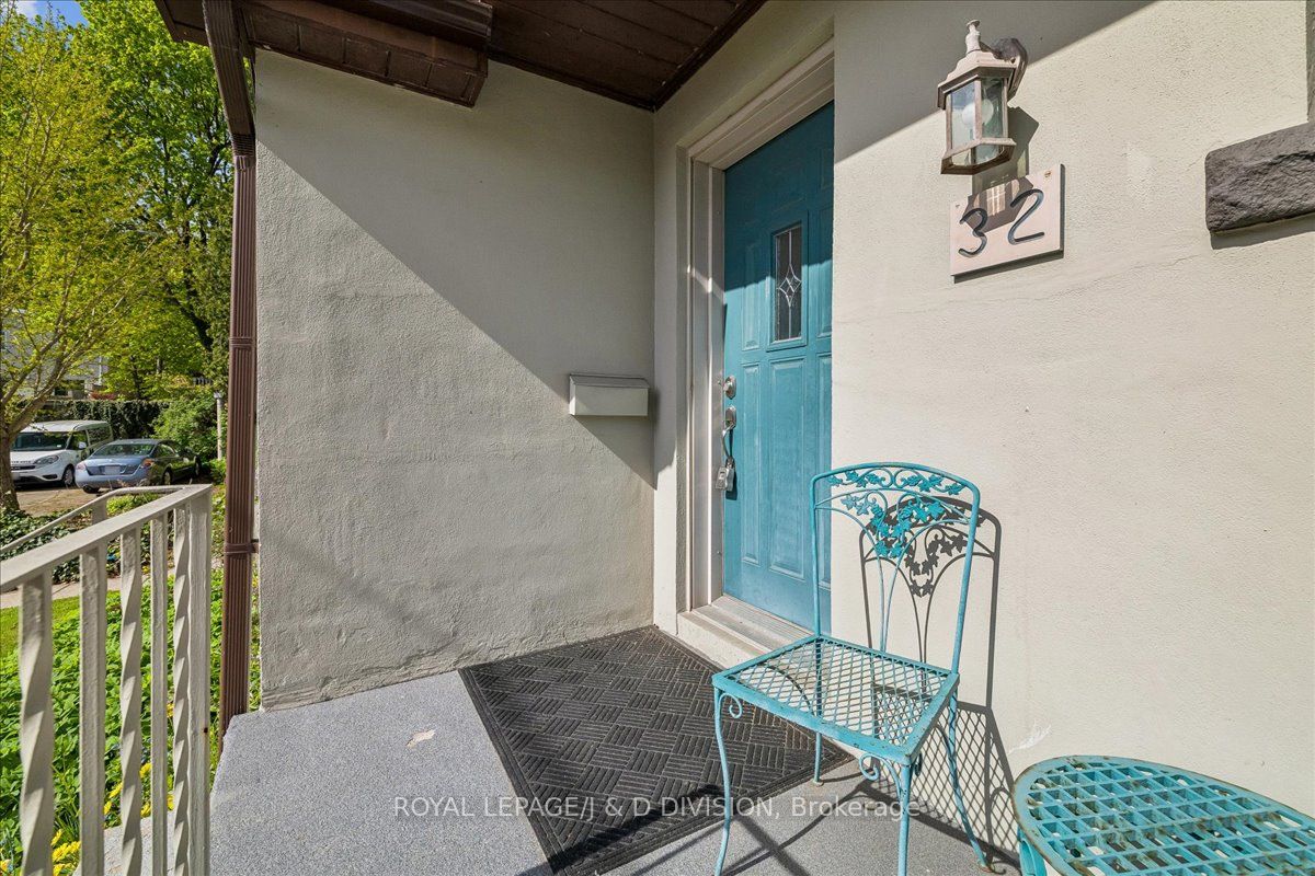 32 Miles Court, Hamilton, ON L8P 4G6 photo 5