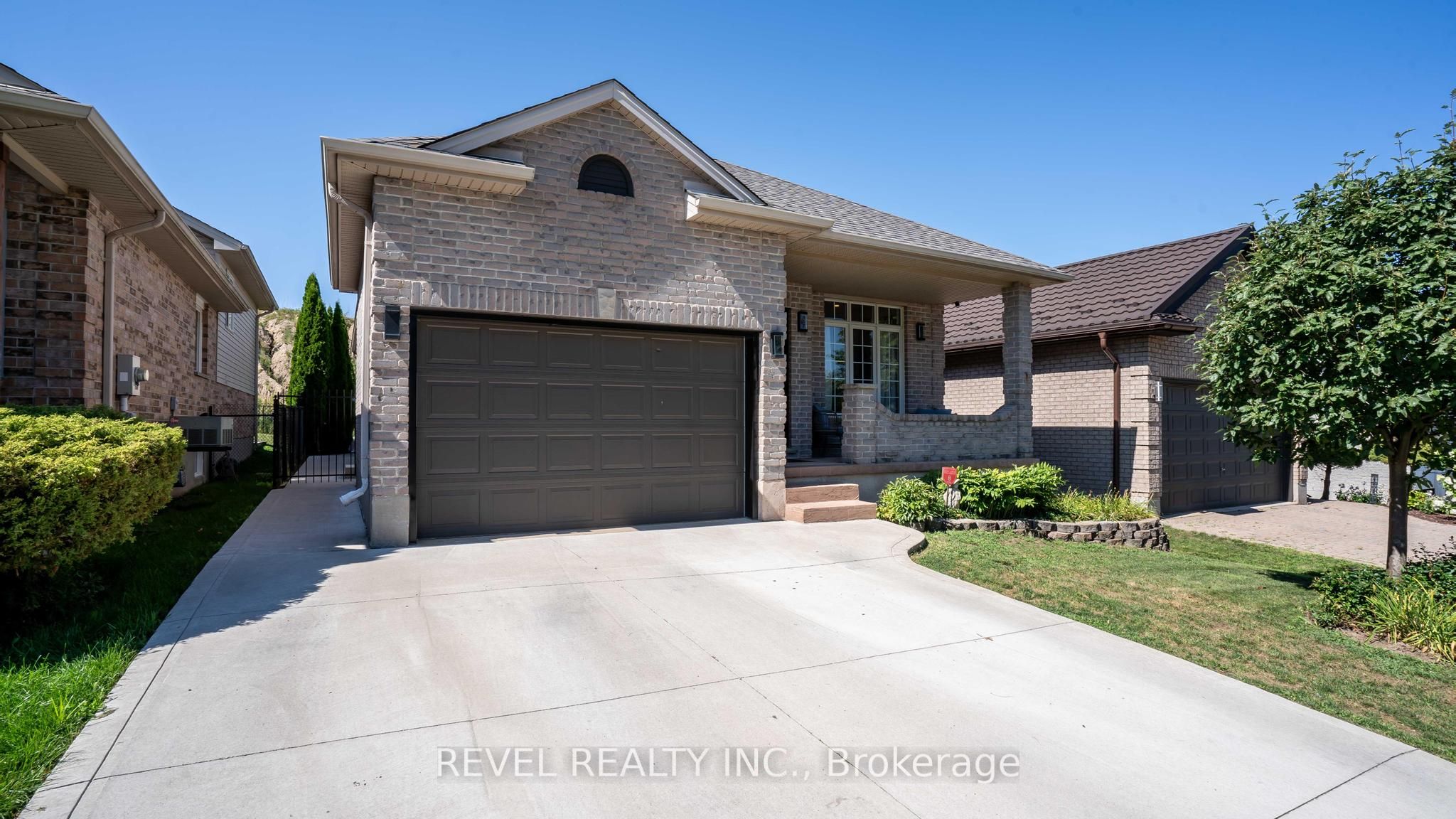 857 CRESTHAVEN Crescent, London South, ON N6K 4W4 photo 2