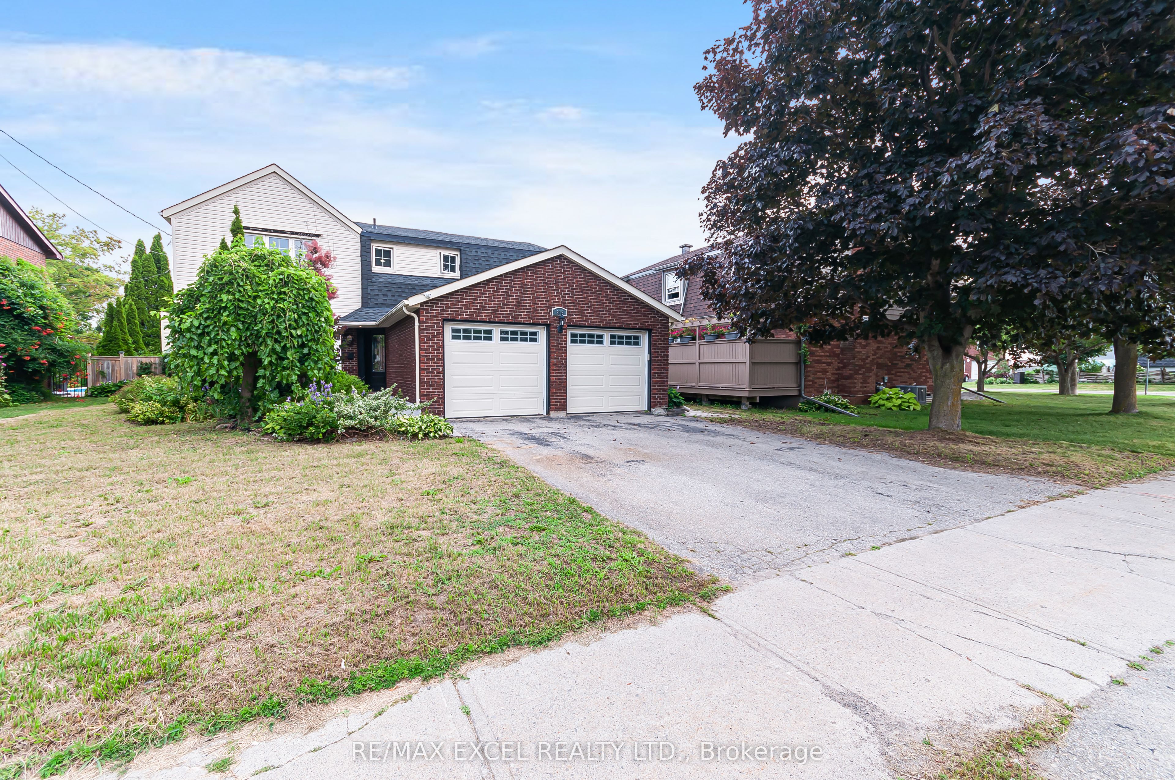 218 Angeline Street N, Kawartha Lakes, ON K9V 5E9 photo 2