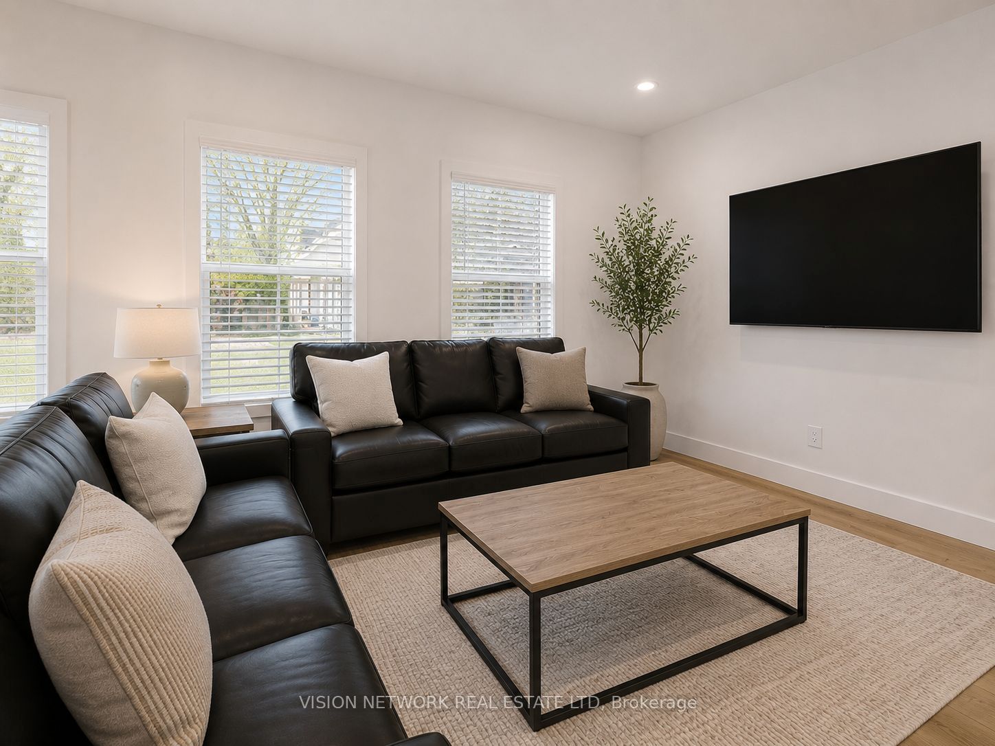 120 Empress Avenue, London North, ON N6H 2B4