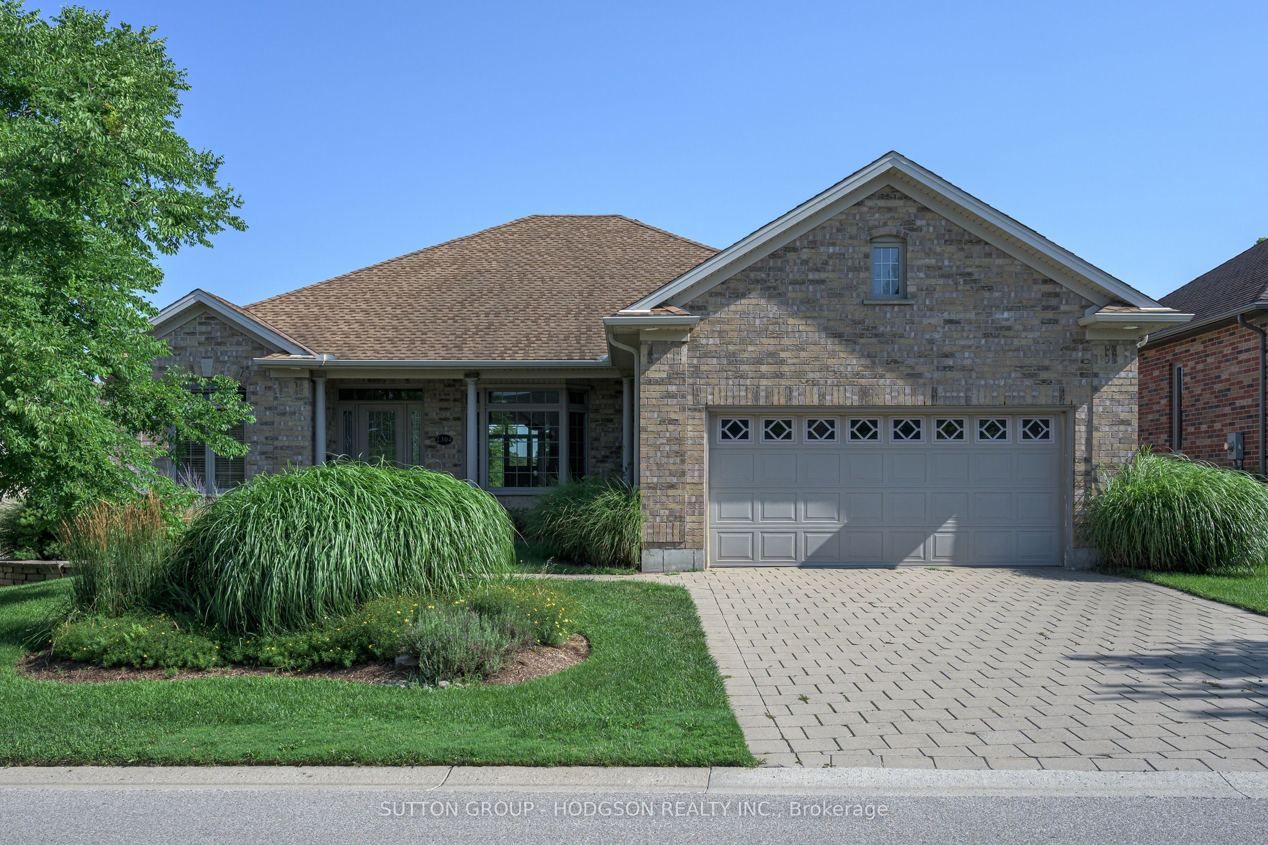 2304 Jack Nash Drive, London South, ON N6K 5R3