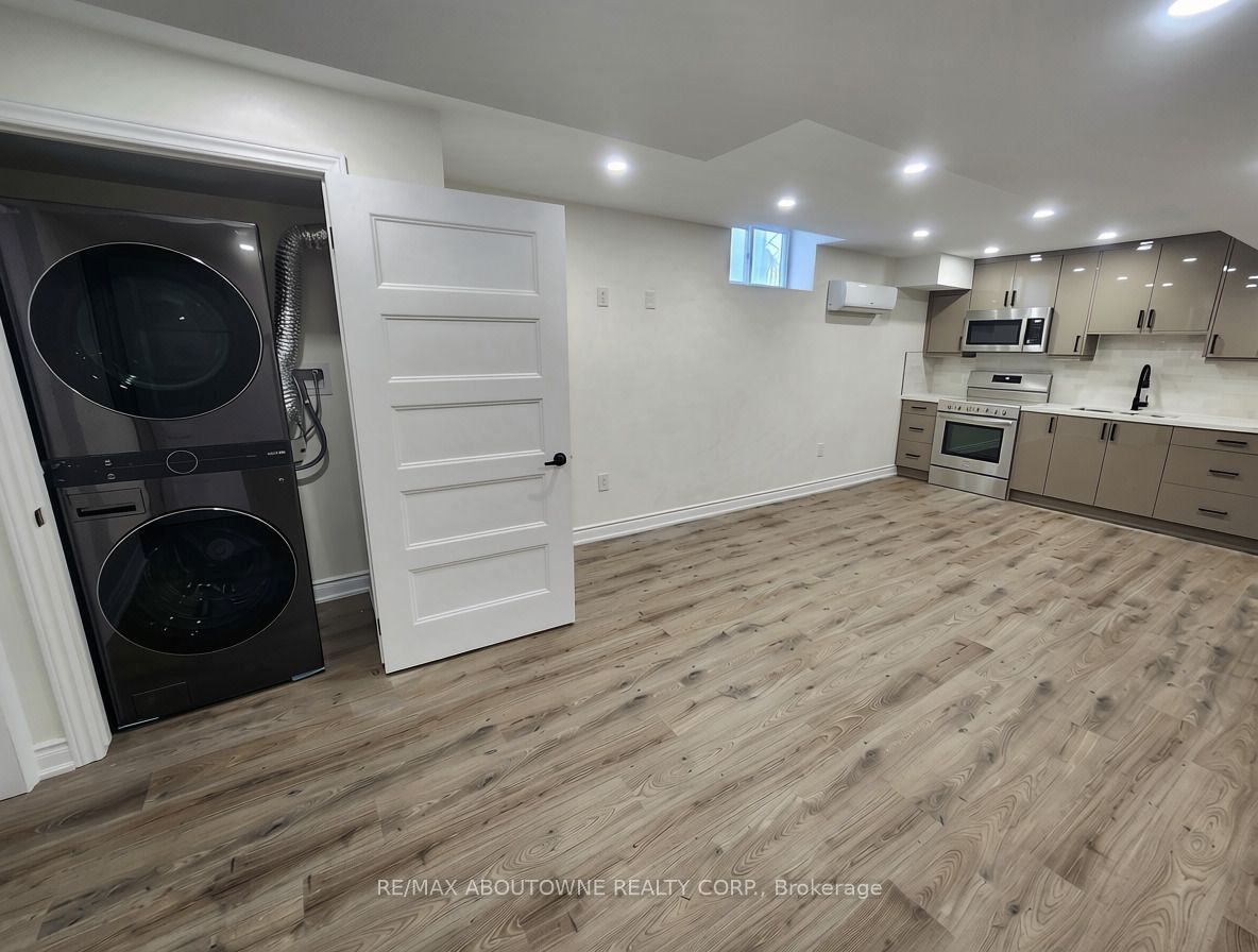 203 Rockledge Drive Lower, Hamilton, ON L0R 1P0 photo 5