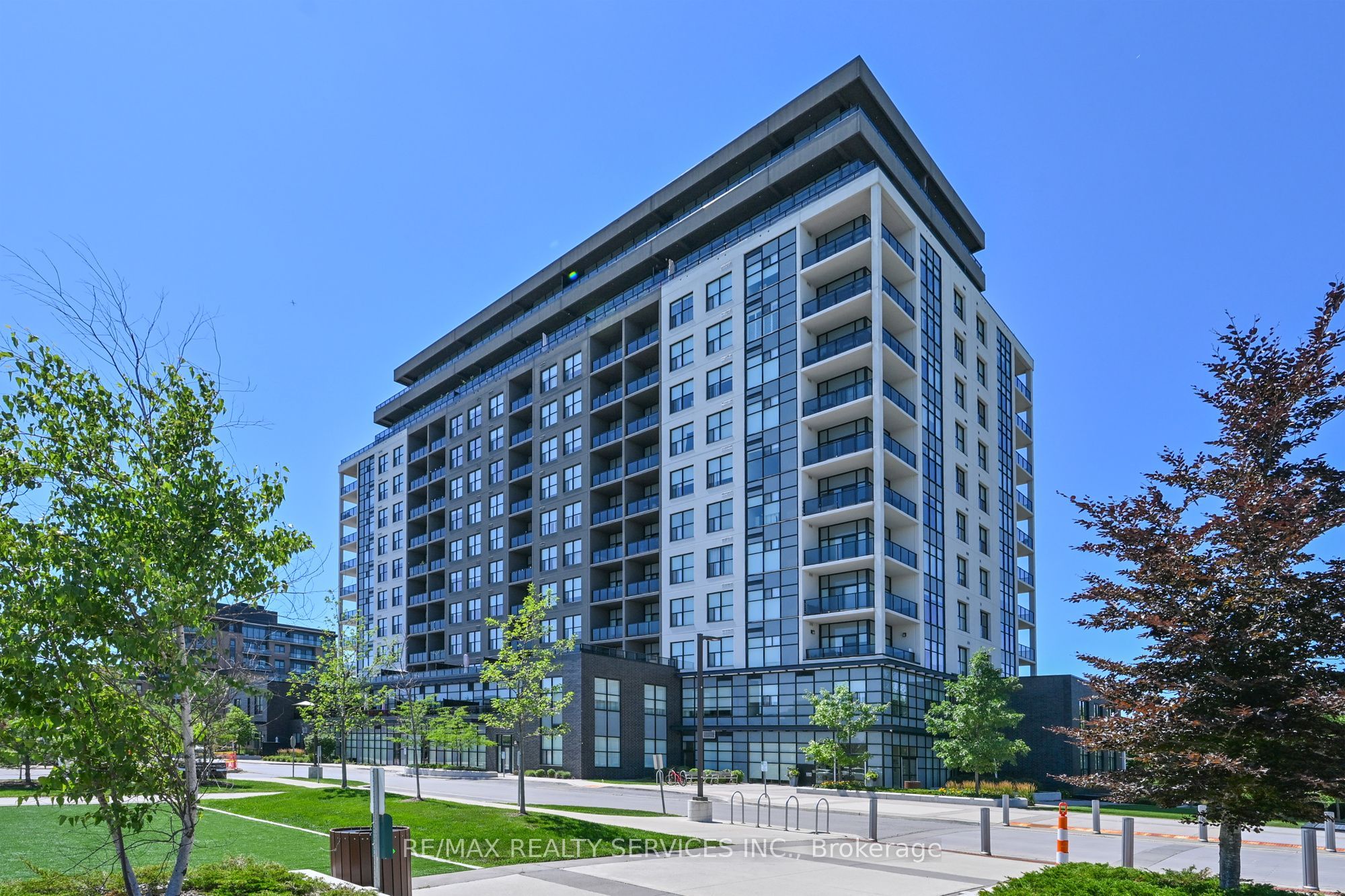 1878 GORDON Street 809, Guelph, ON N1L 0P4