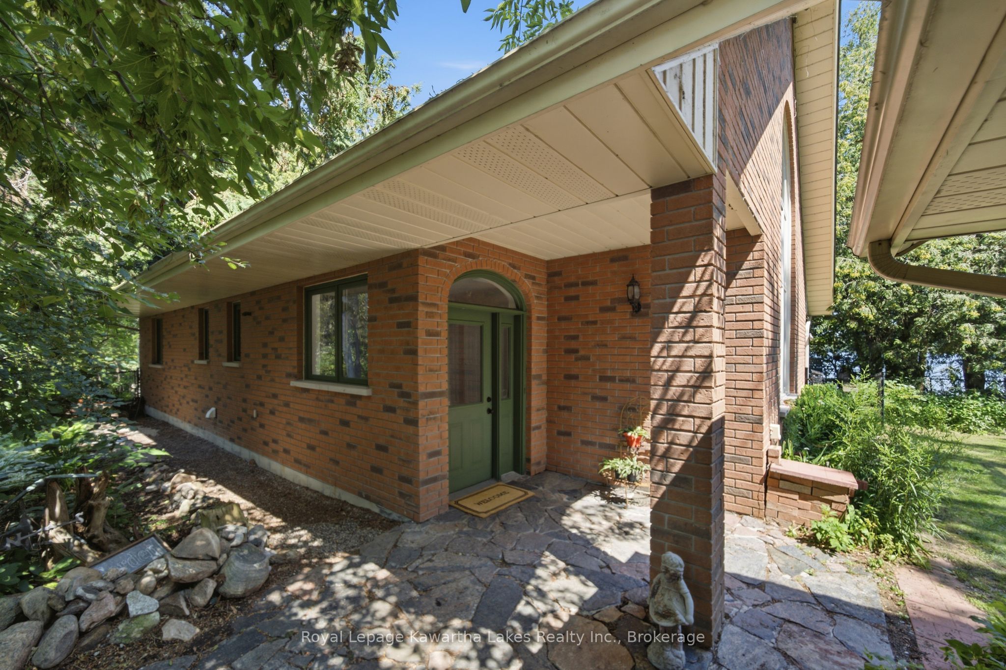 100 Pinewood Boulevard, Kawartha Lakes, ON K0M 2B0 photo 4
