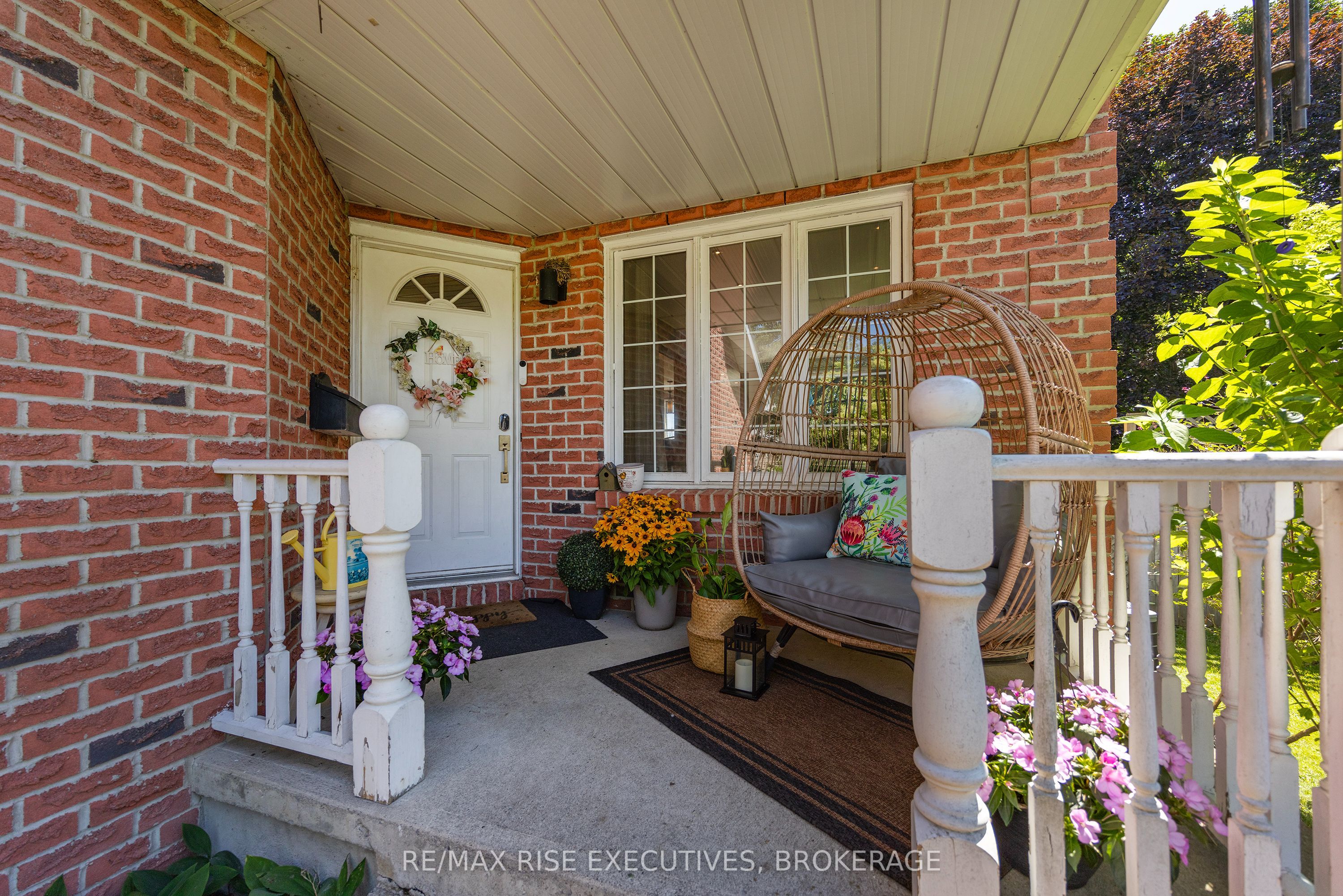 1061 Lombardy Street, Kingston, ON K7M 8M6 photo 5