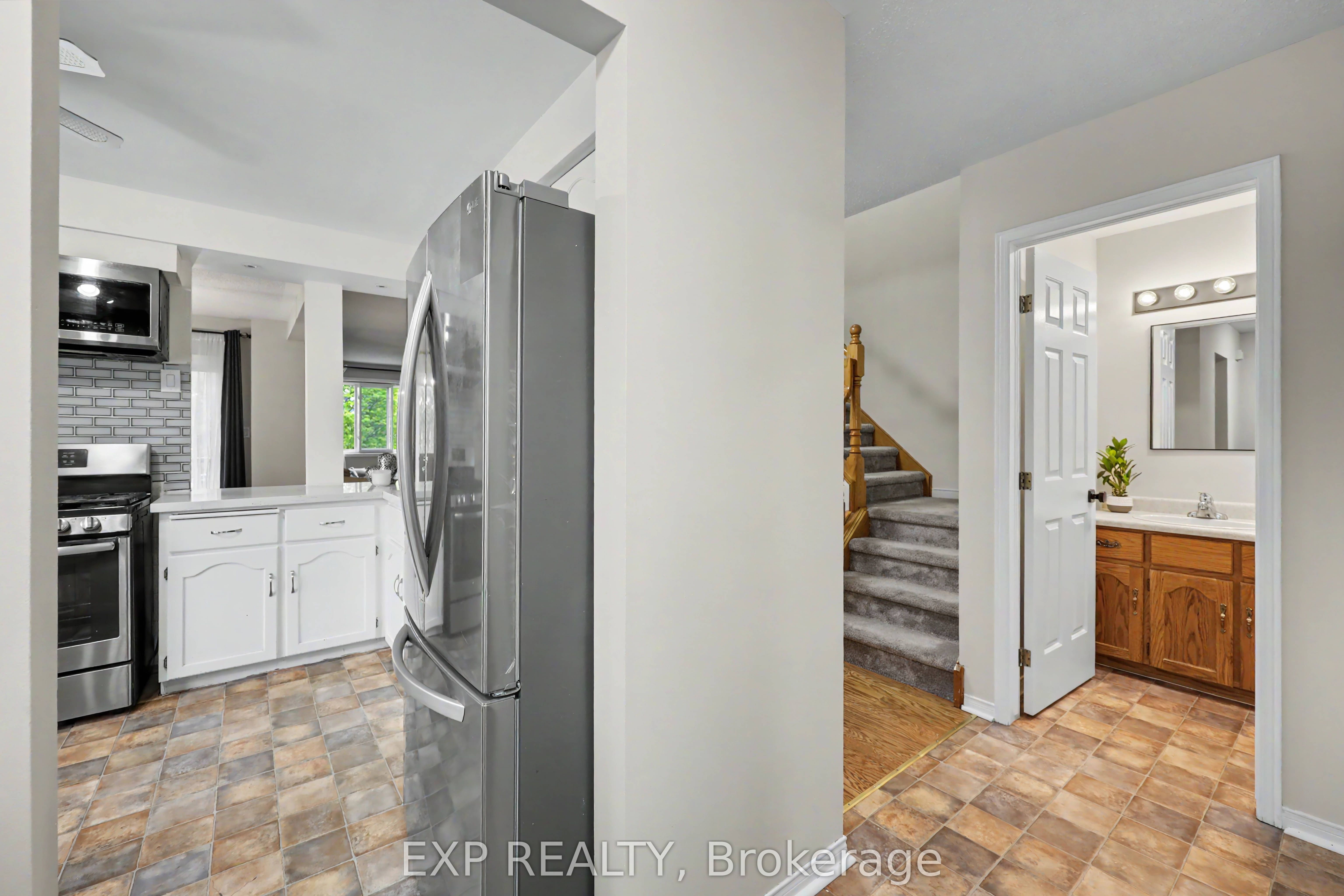 38 Elora Drive 47, Hamilton, ON L9C 7L6 photo 4