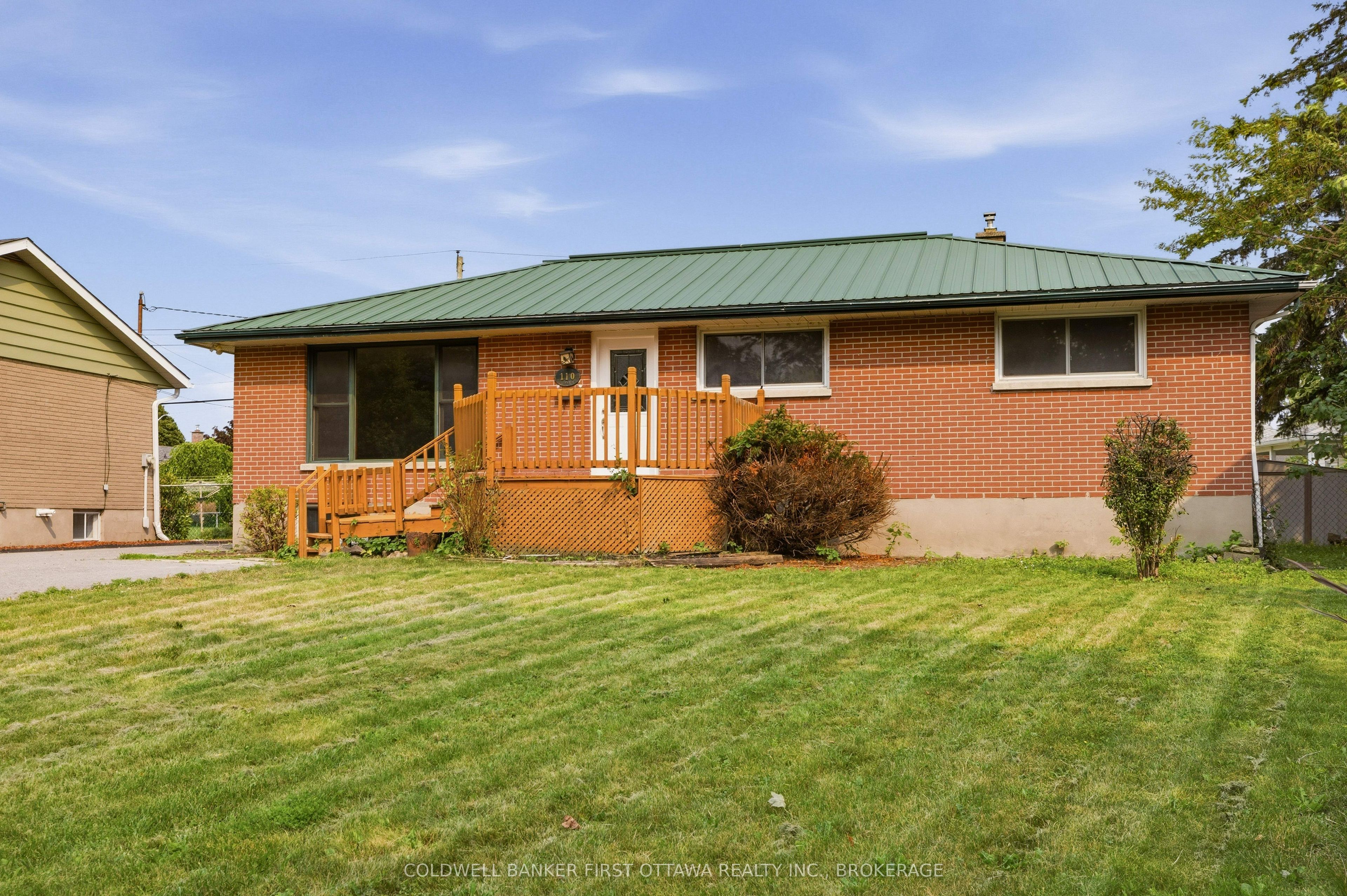 110 Liddell Crescent, Kingston, ON K7M 2T6 photo 2