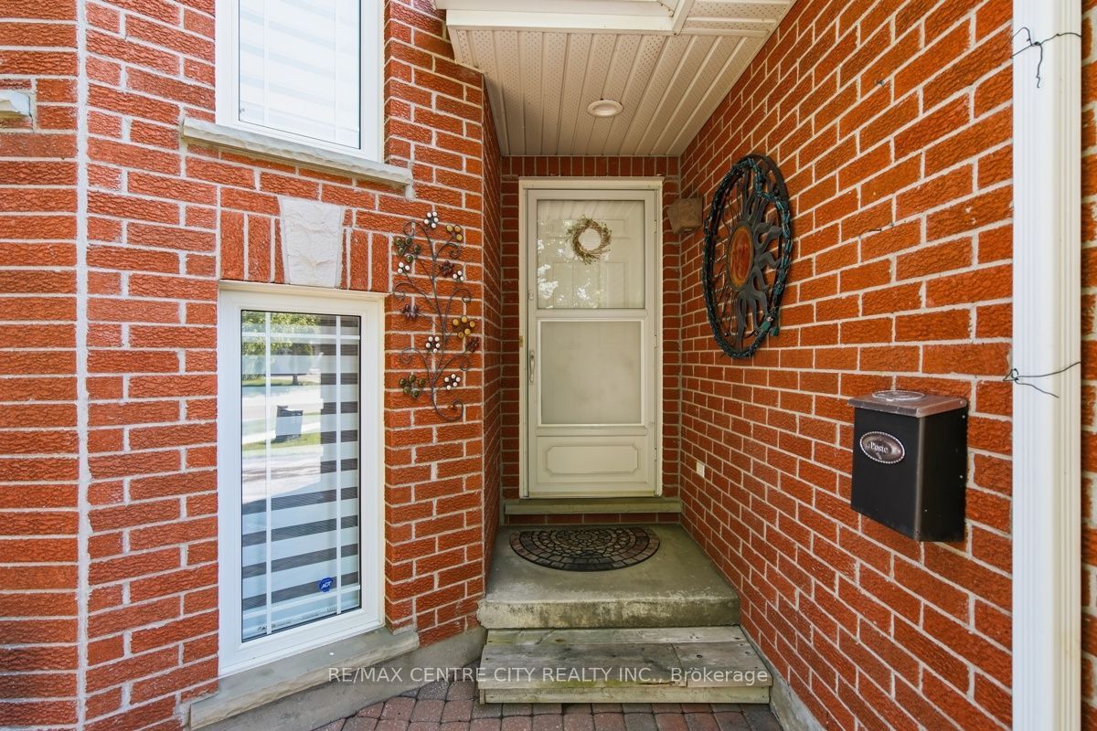 825 Railton Avenue, London East, ON N5V 4W7 photo 4