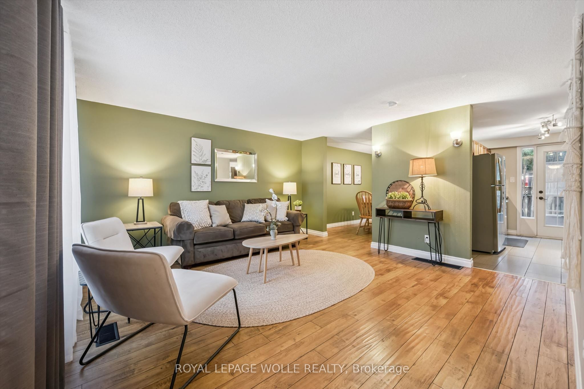 460 Parkview Crescent, Cambridge, ON N3H 4X7 photo 4