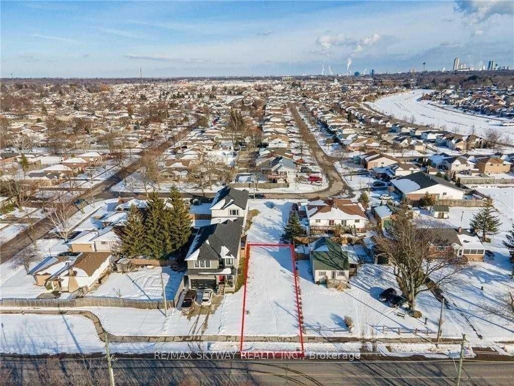 5084 Kalar Niagara Falls Road, Niagara Falls, ON L2H 1T2 photo 2