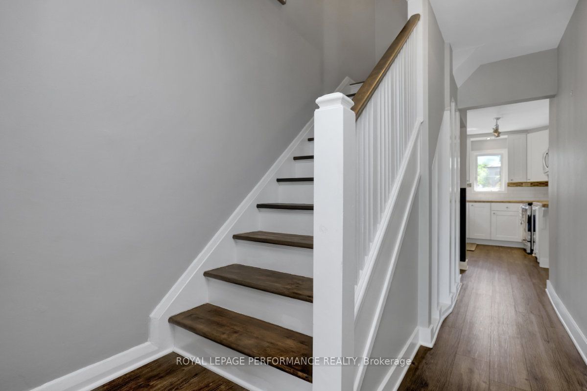 12 Prince Albert Street, Overbrook - Castleheights and Area, ON K1K 2A4 photo 3