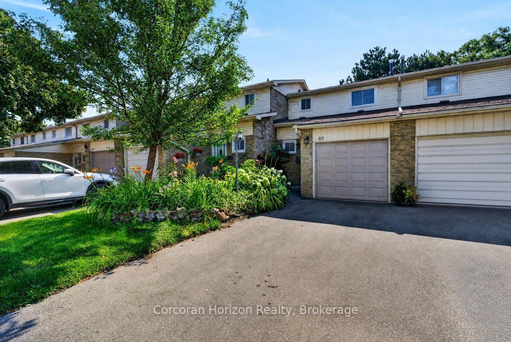 100 Quigley Road 85, Hamilton, ON L8K 6J1 photo 2