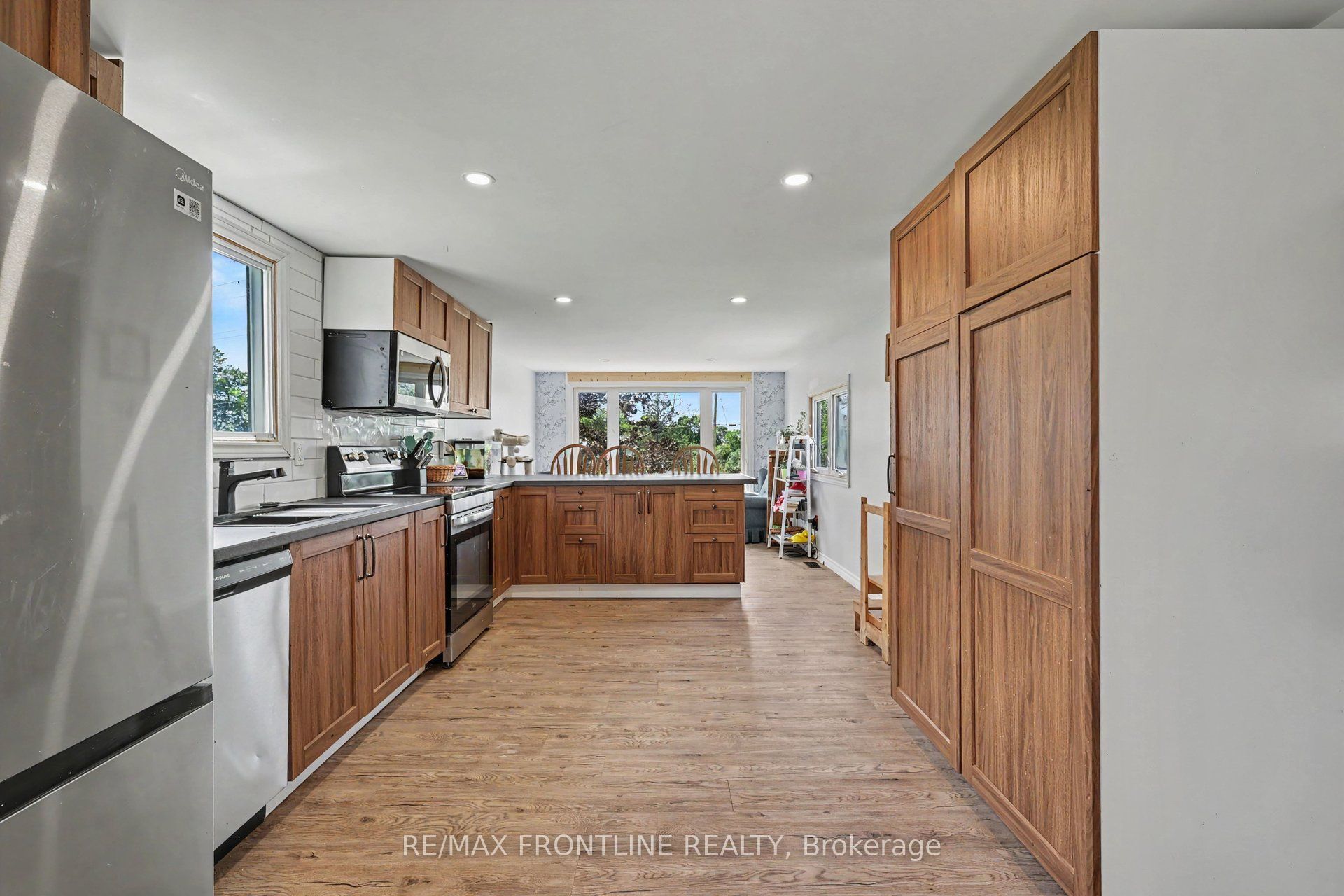 1758 Hwy 511, Drummond/North Elmsley, ON K0G 1A0 photo 5