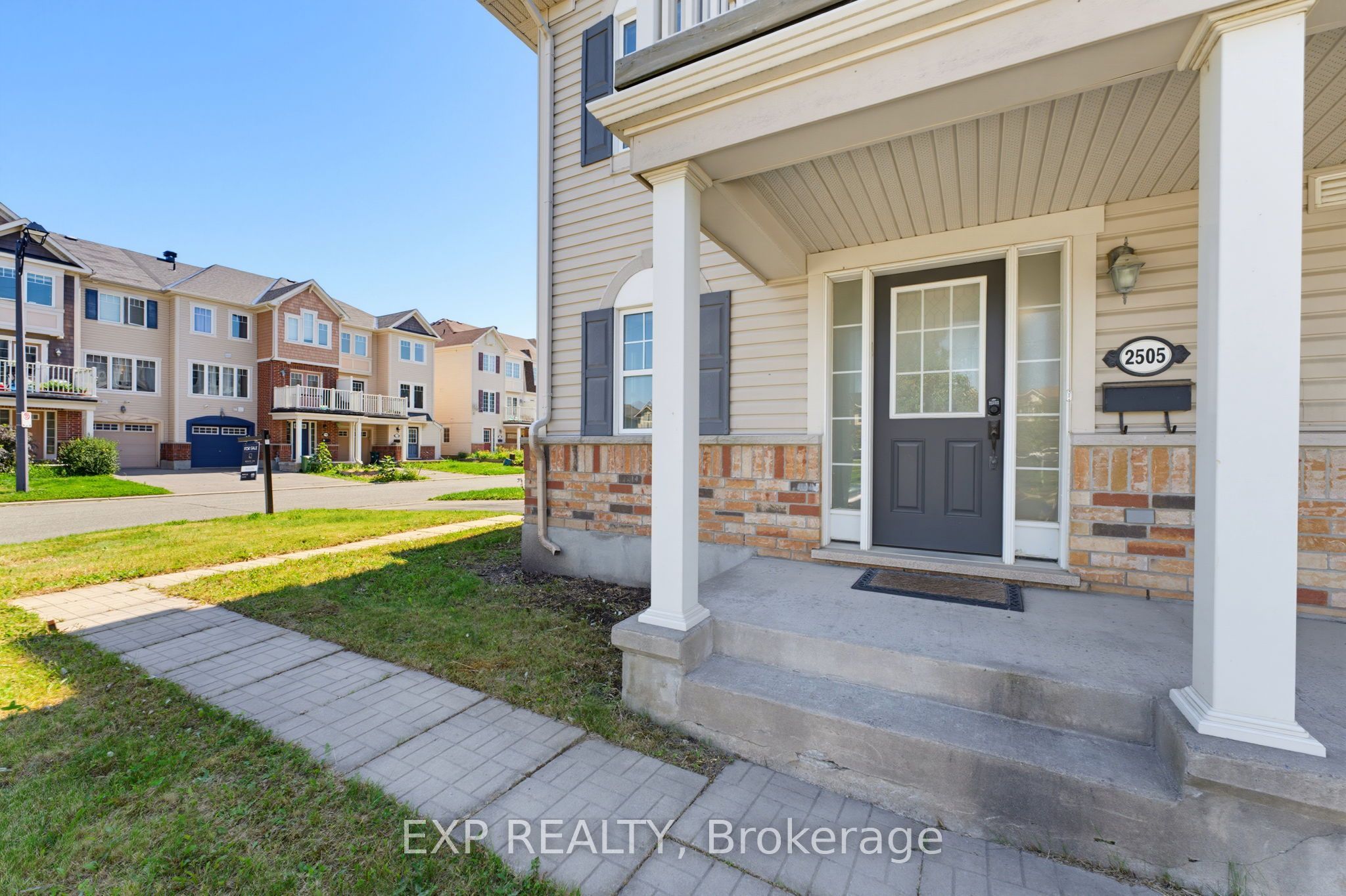 2505 Nutgrove Avenue, Barrhaven, ON K2J 0X3 photo 3