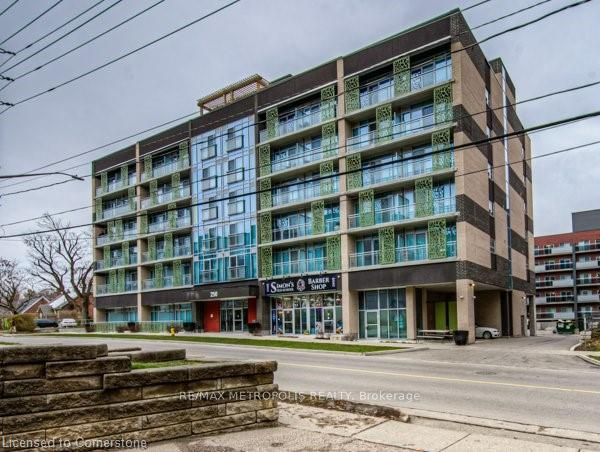 250 ALBERT Street 202, Waterloo, ON N2L 3T6