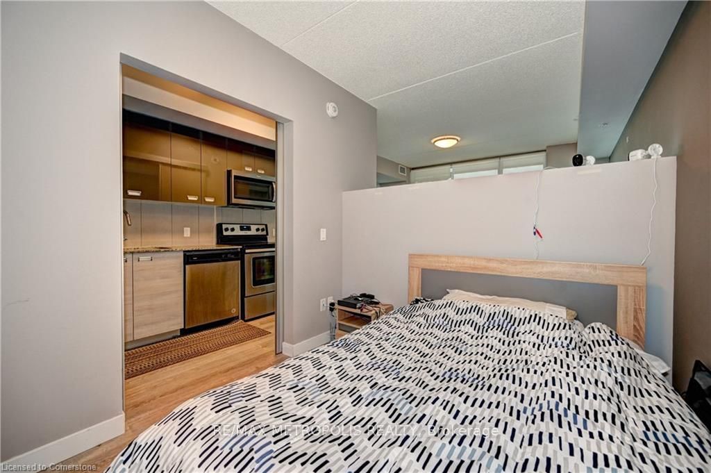 250 ALBERT Street 202, Waterloo, ON N2L 3T6 photo 4