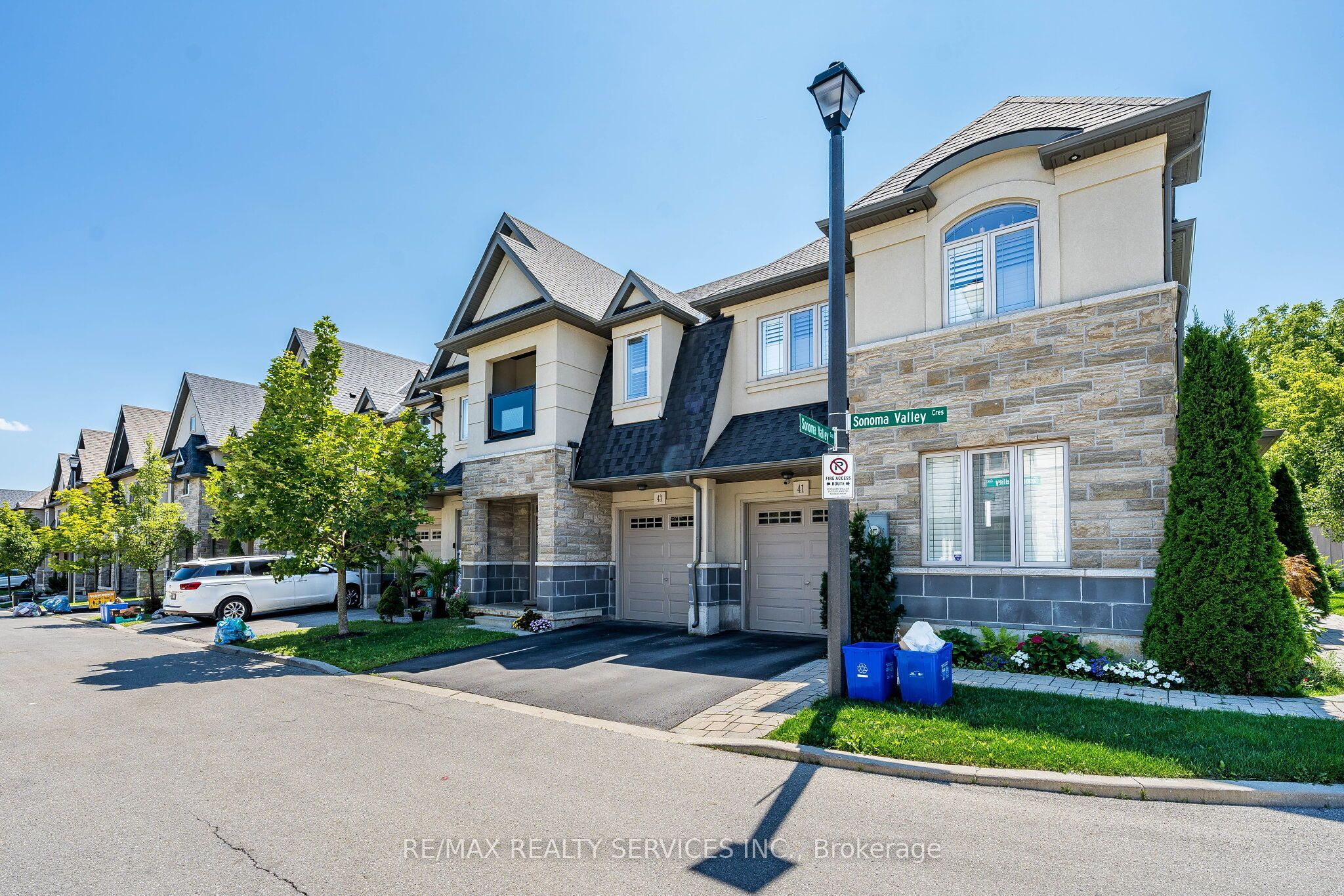 43 Sonoma Valley Crescent, Hamilton, ON L9B 0J3 photo 3