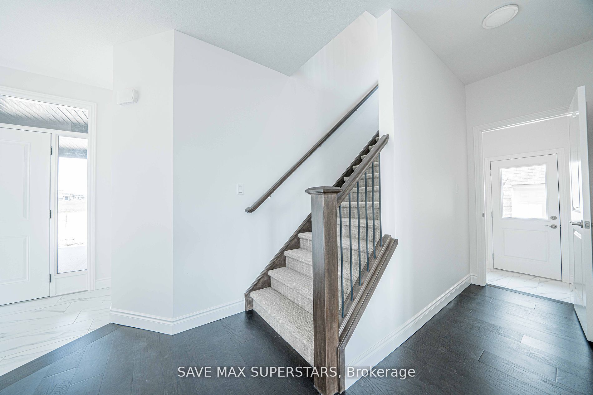 201 Roy Mcdonald Drive Upper, London South, ON N6L 0J1 photo 5